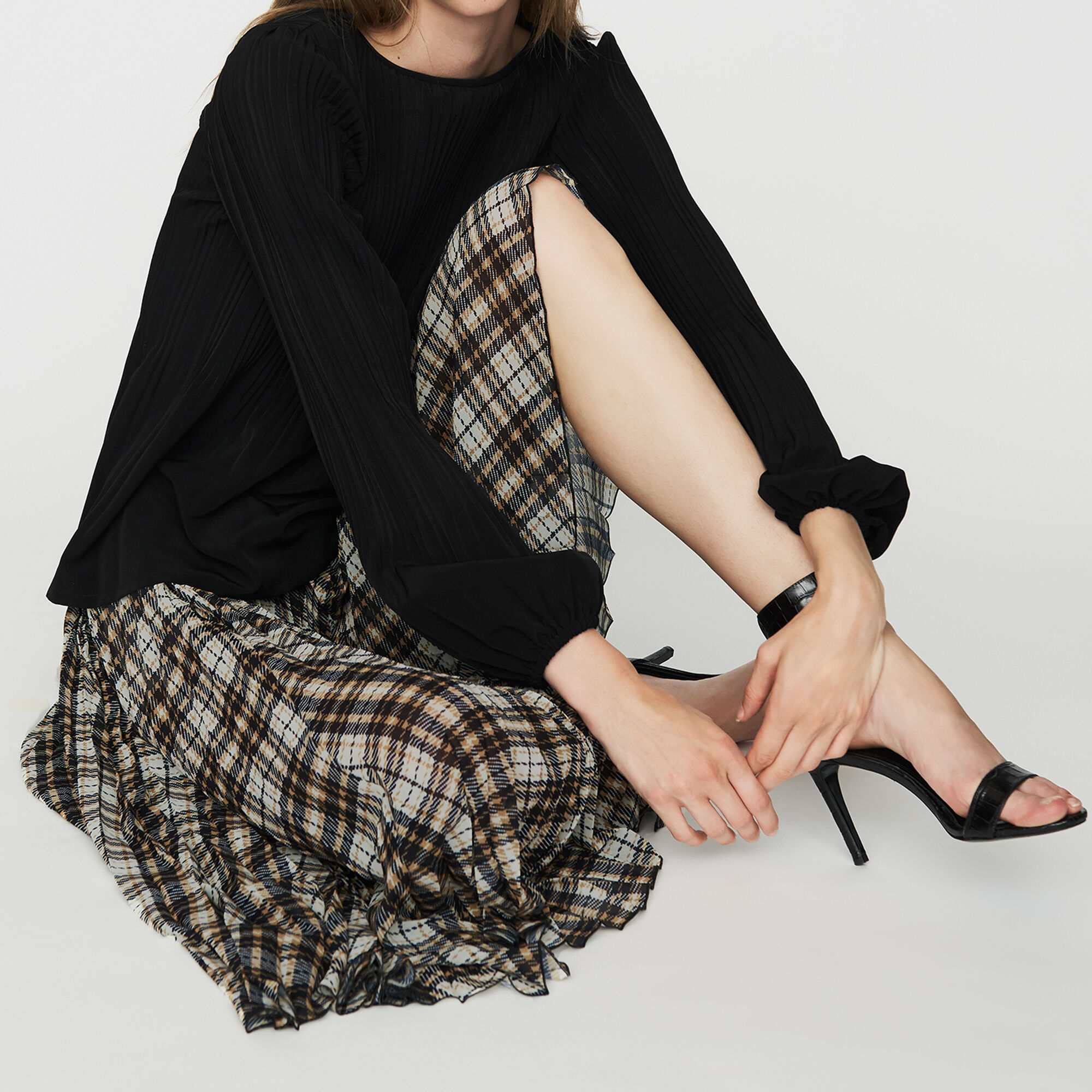 JUNGO Pleated plaid asymmetric skirt null Maje