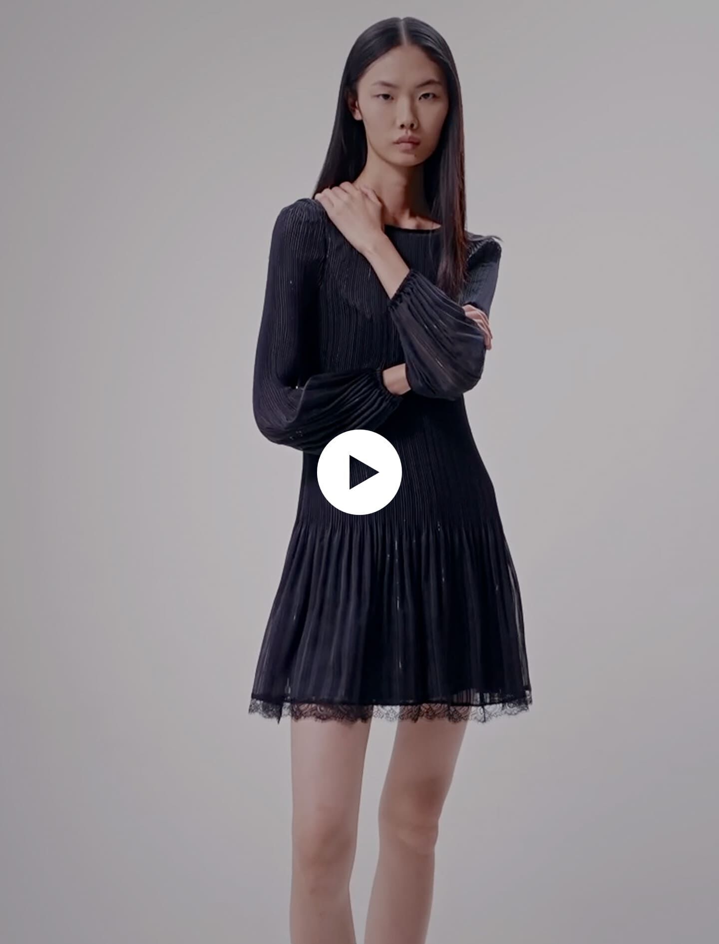 Robe noire plissée cheap zara