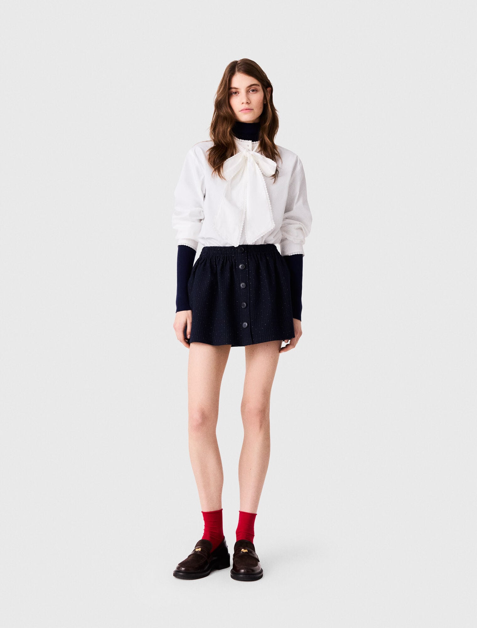 Jupe courte tailleur strass&eacute;e