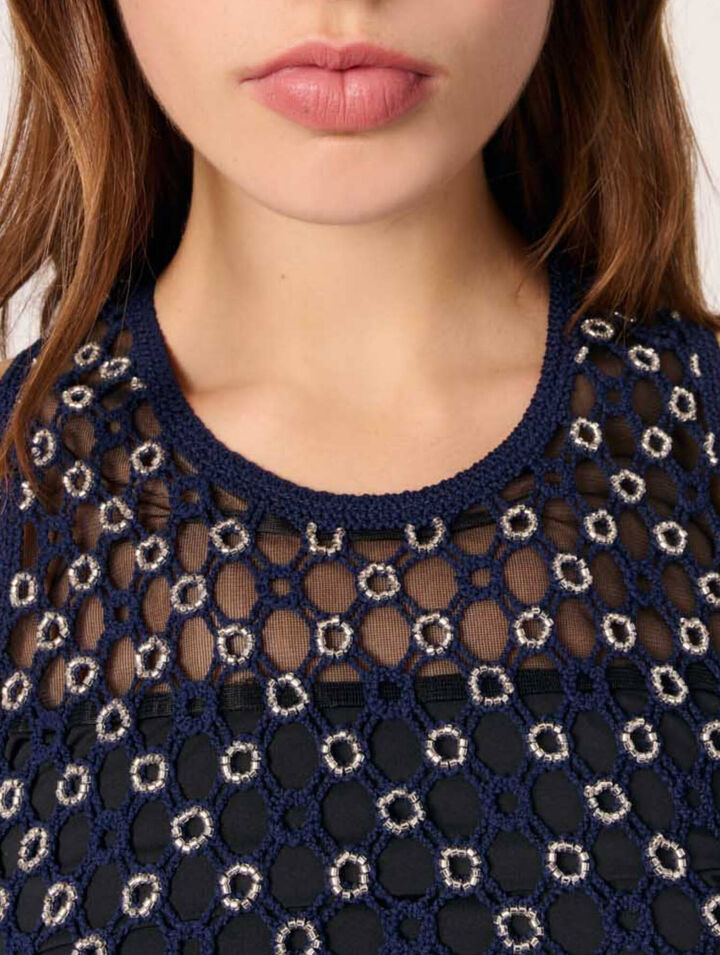 Robe longue en crochet avec perles
