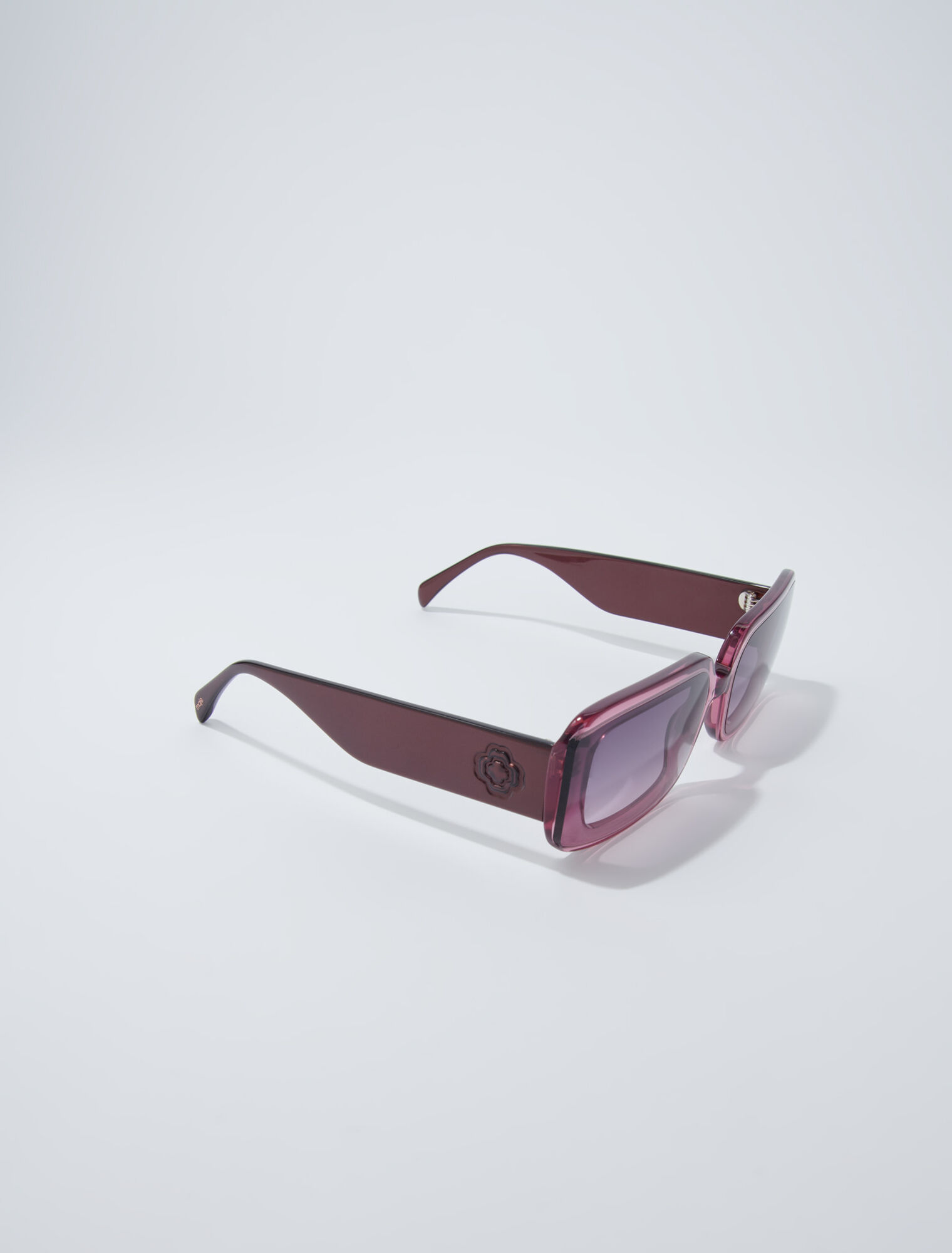 Acetate glasses with smoked lenses