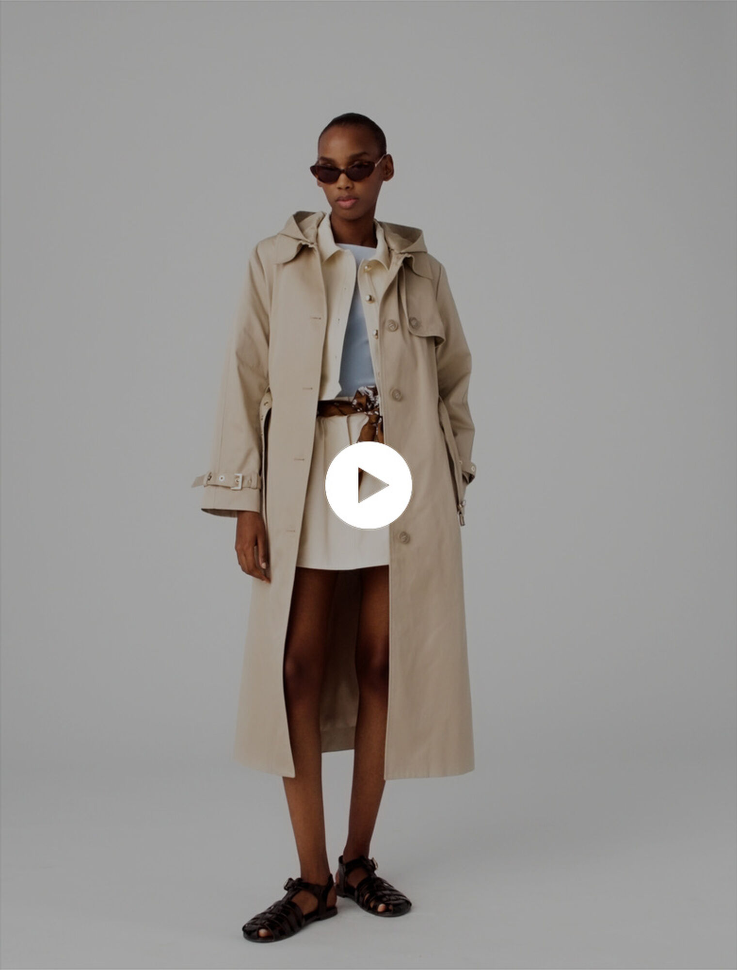 Trench avec capuche amovible