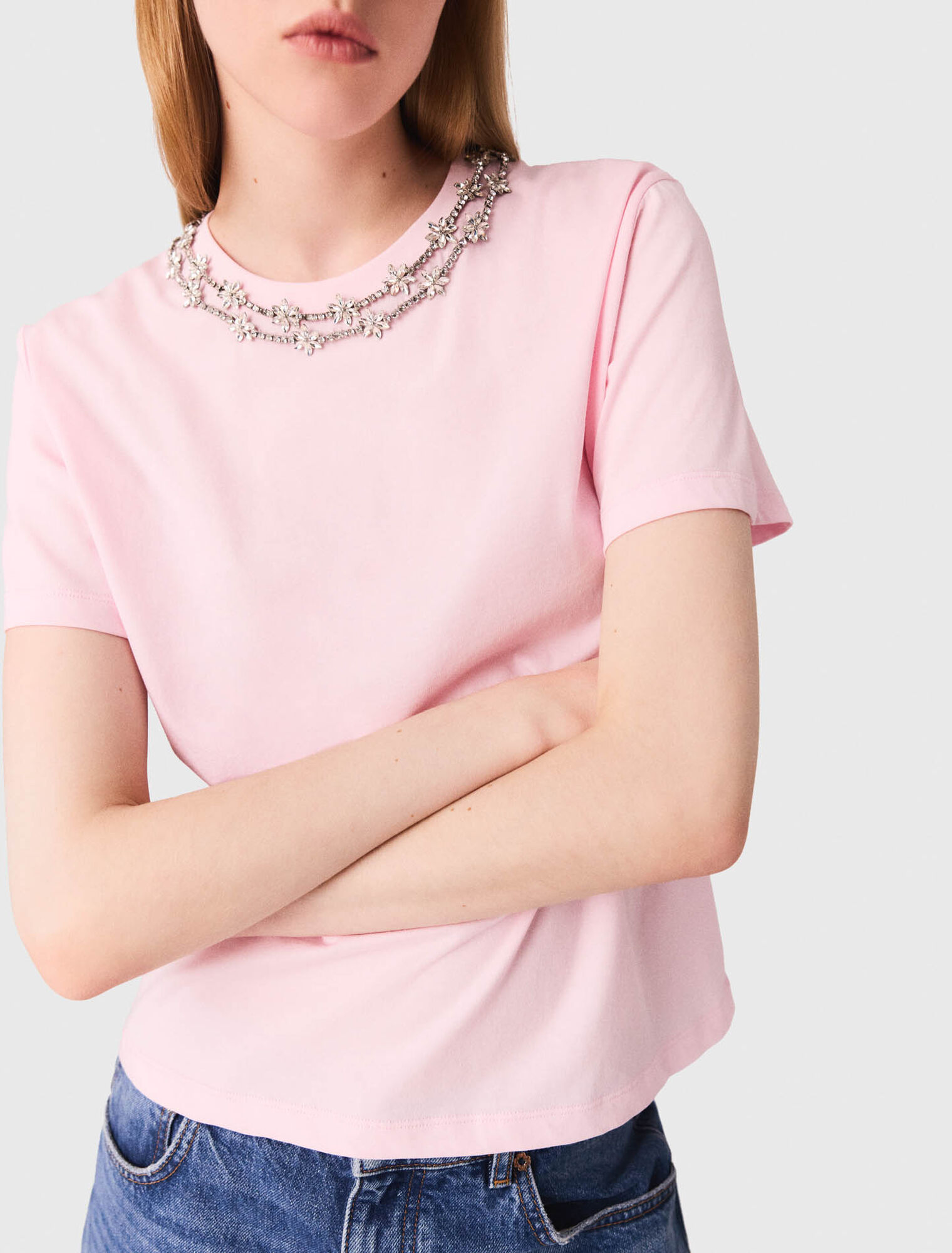 Tee-shirt manches courtes col bijou