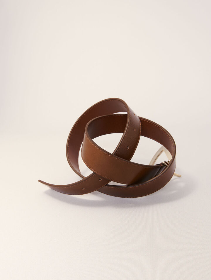 Ceinture en cuir et boucle carrée