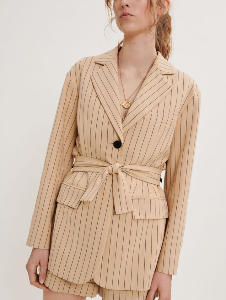 Veste à rayures ceinturée