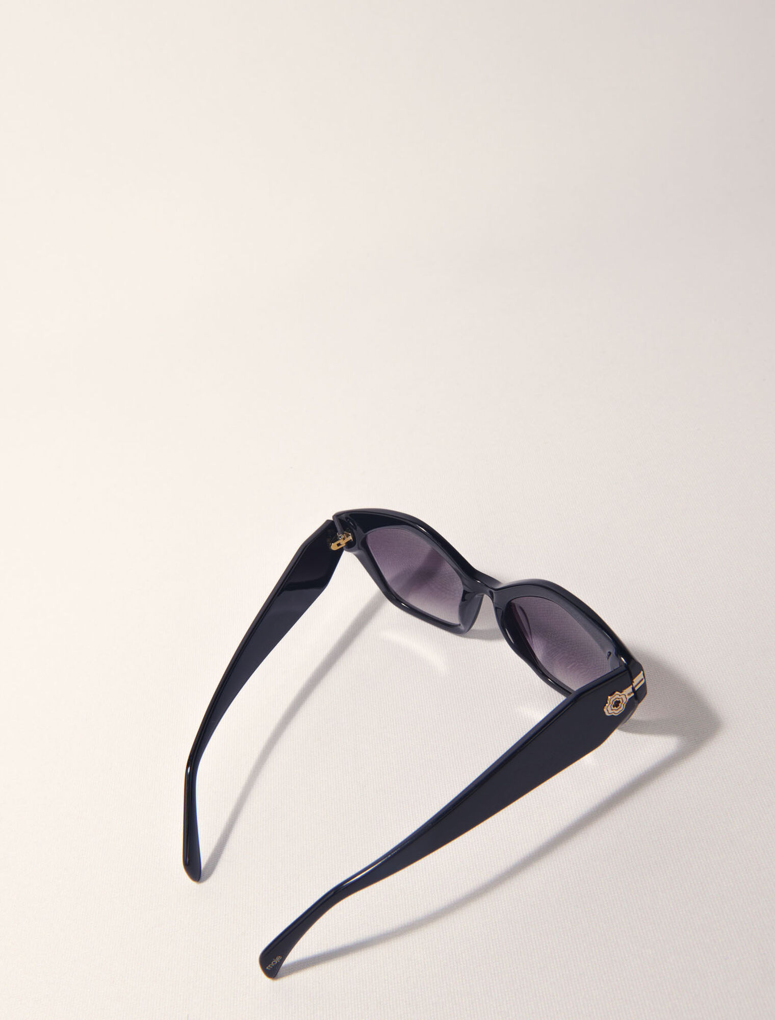 Black acetate cat-eye glasses
