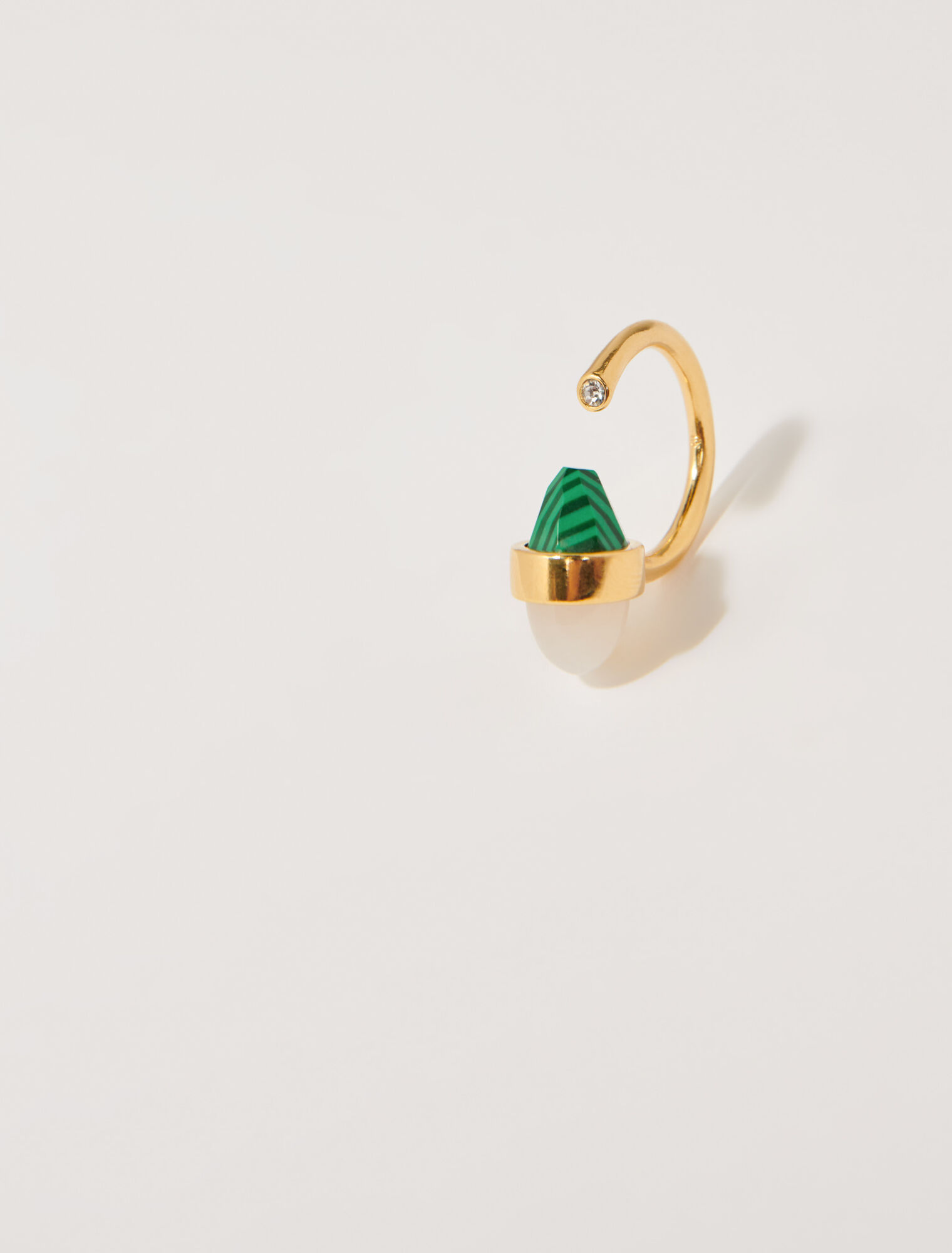 Bague ornée pierres naturelles