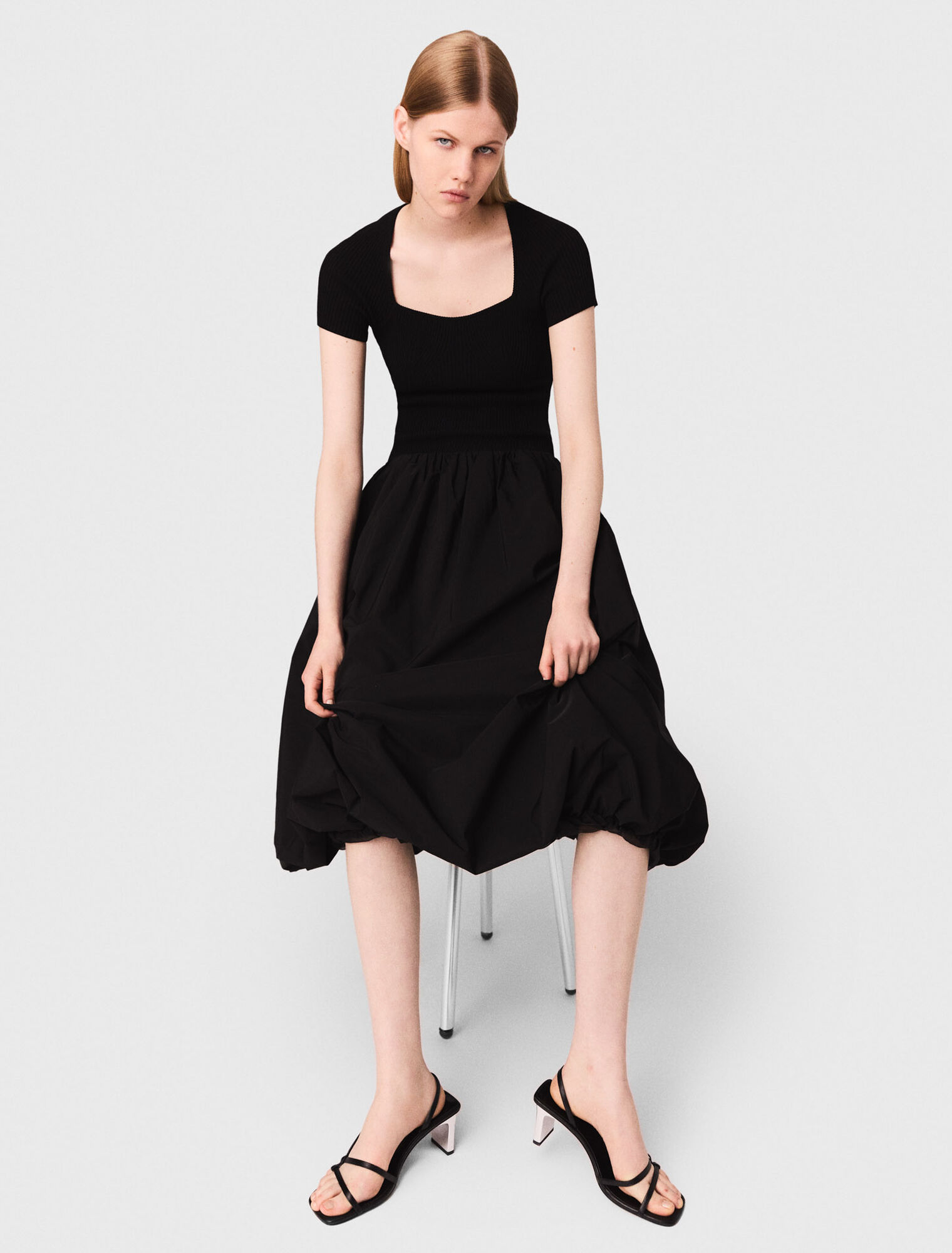 Robe longue en maille et taffetas