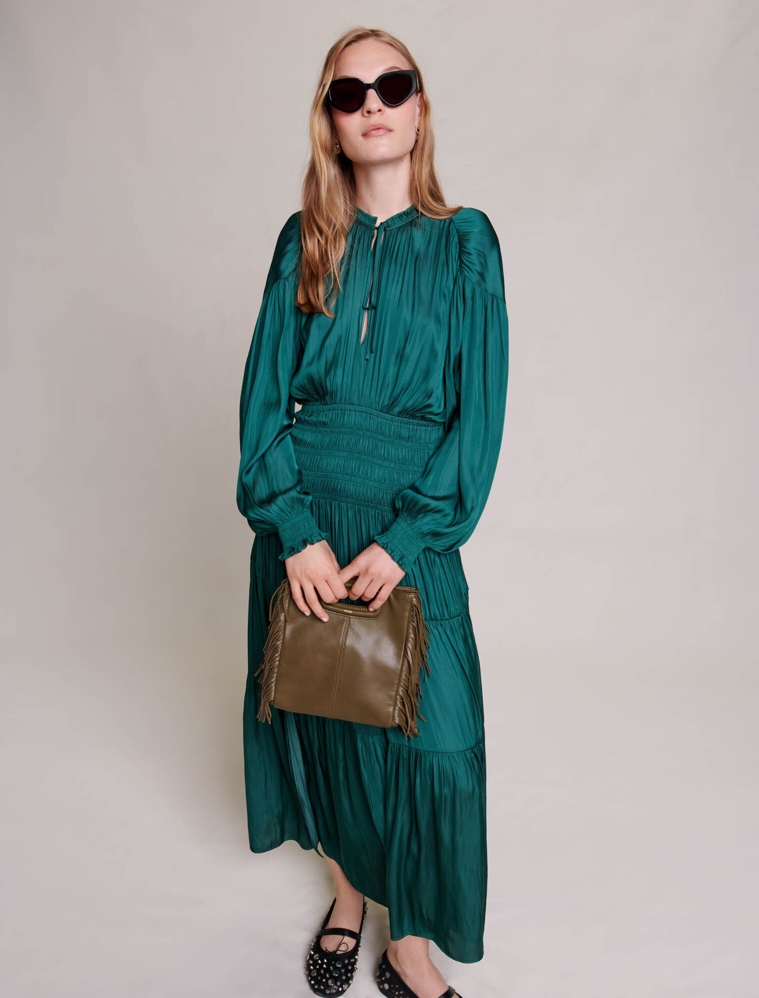 Robe longue en satin