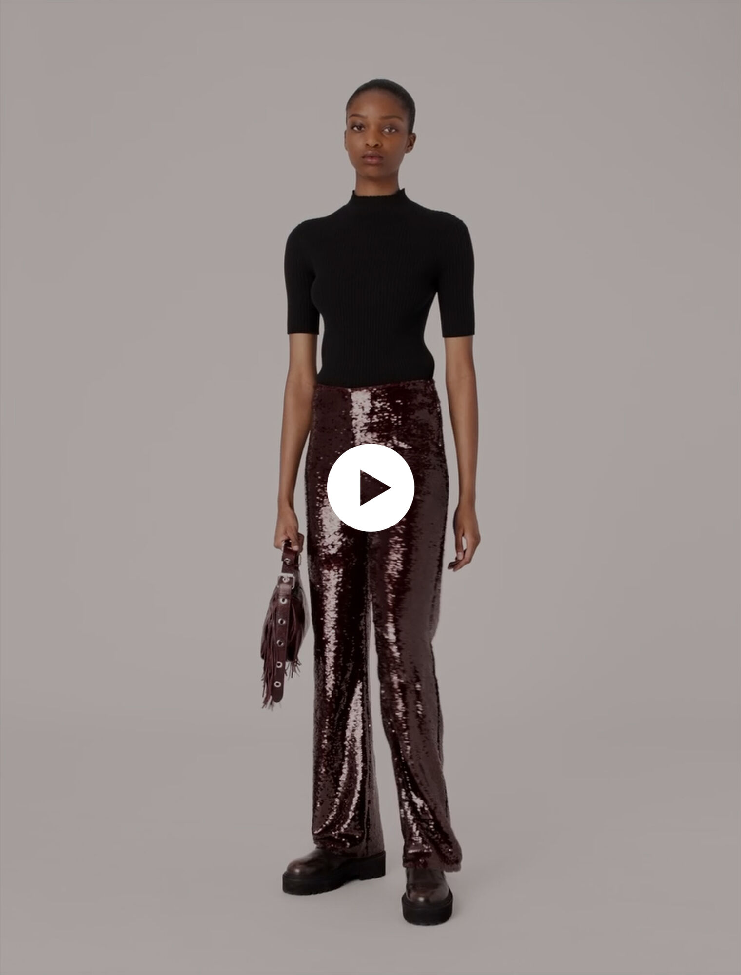 Pantalon brodé de sequins