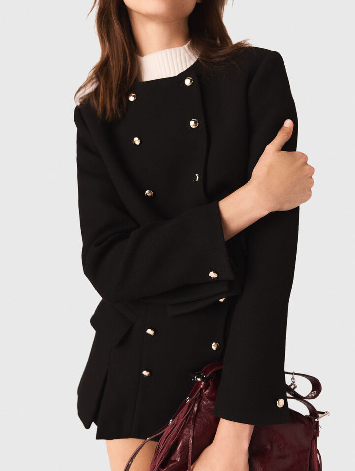 Veste courte avec boutons dorés