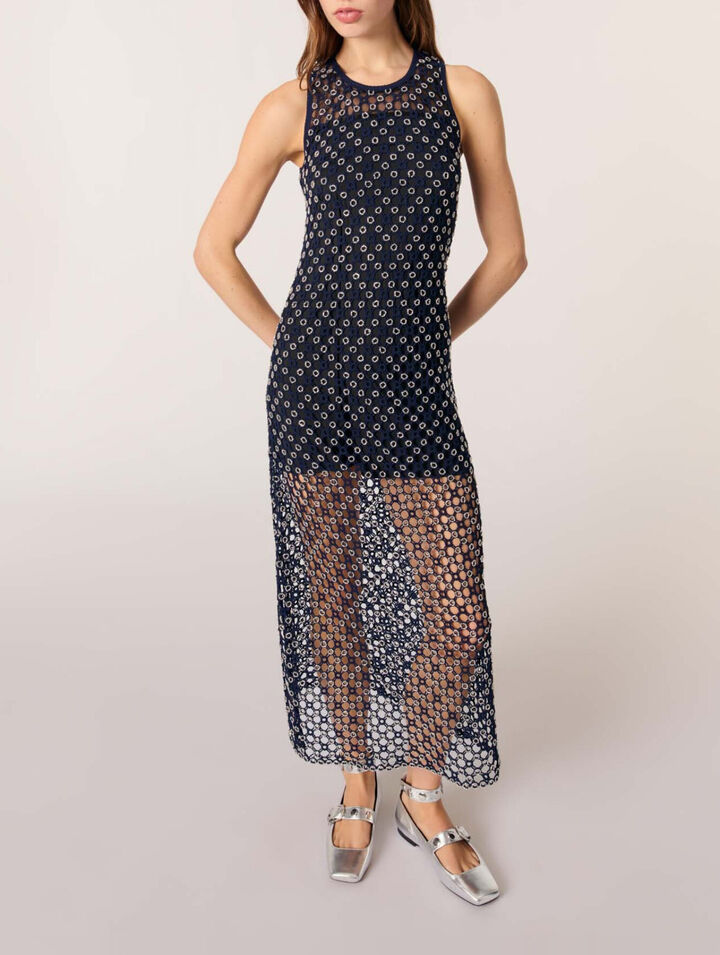Robe longue en crochet avec perles