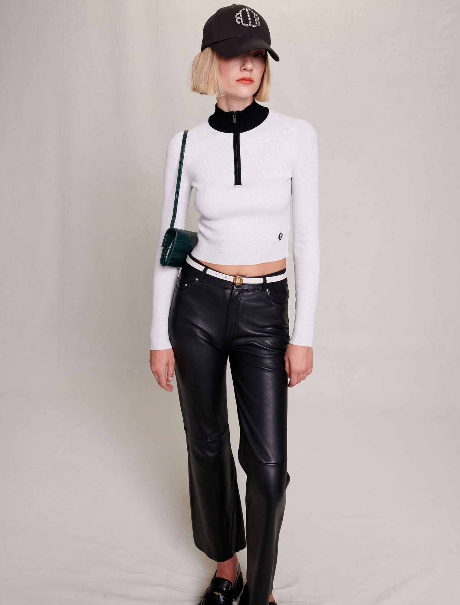 Pull court en maille fantaisie