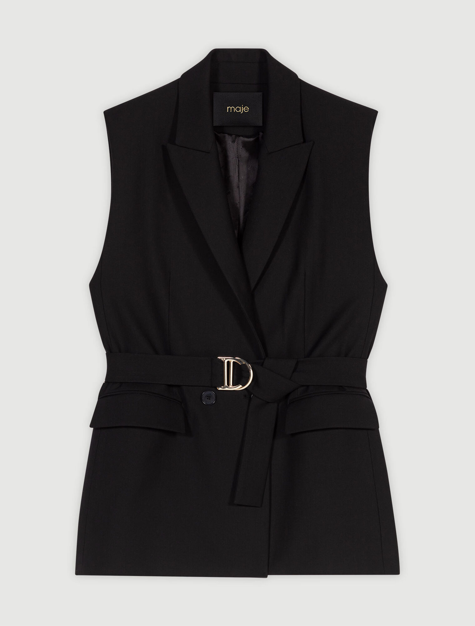 Sleeveless suit jacket 