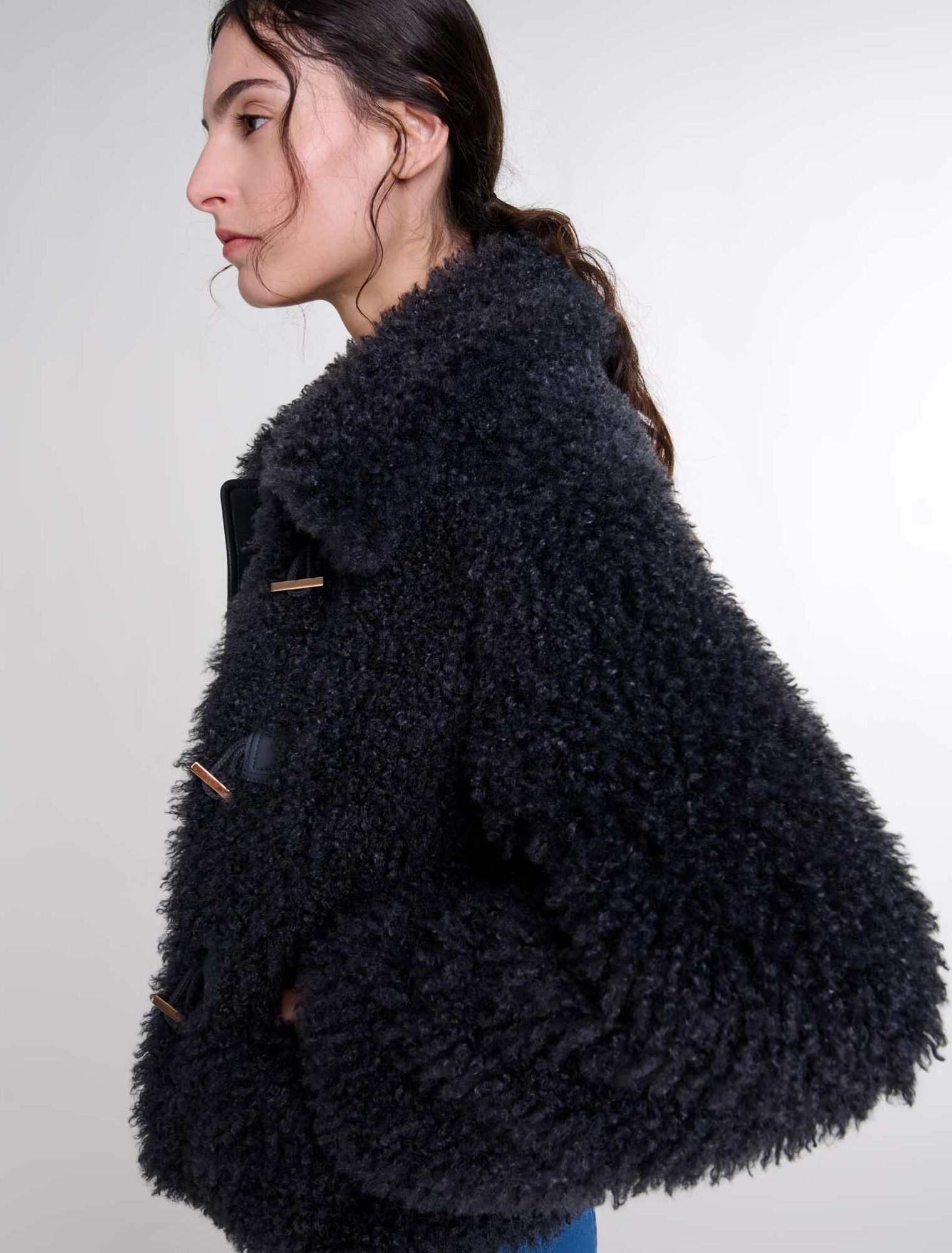 Short curly coat