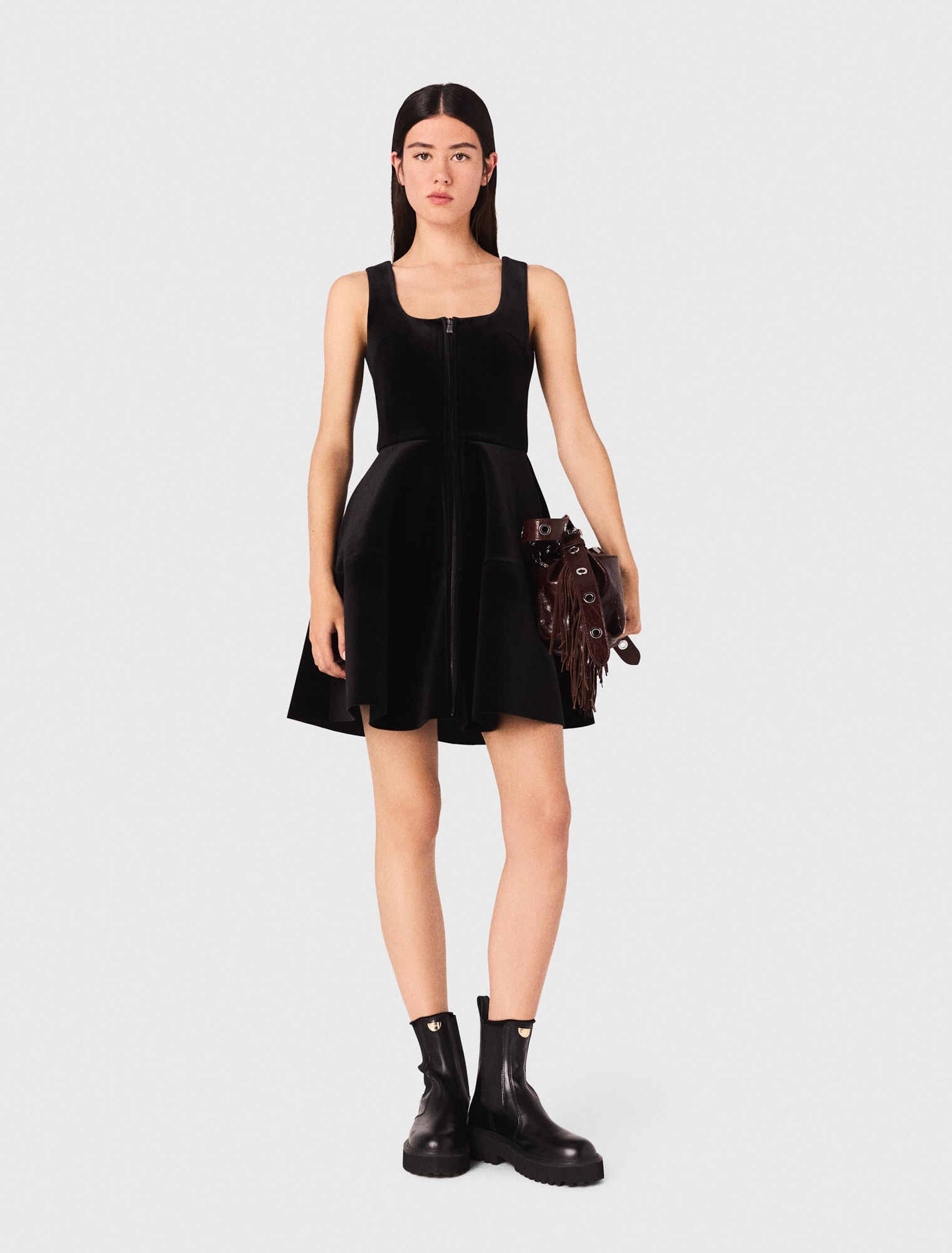 Robe courte patineuse en velours