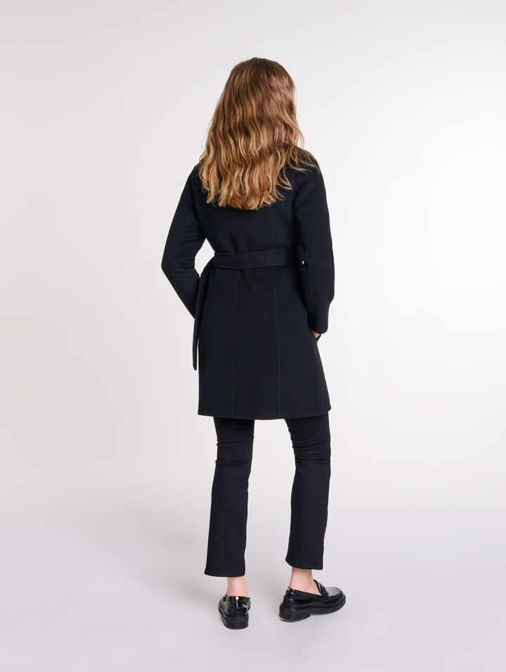 Manteau mi-long ceinturé