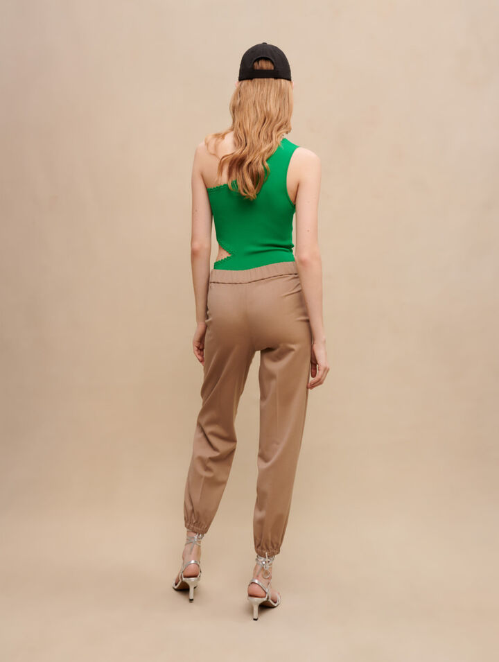 Tight ankle pants