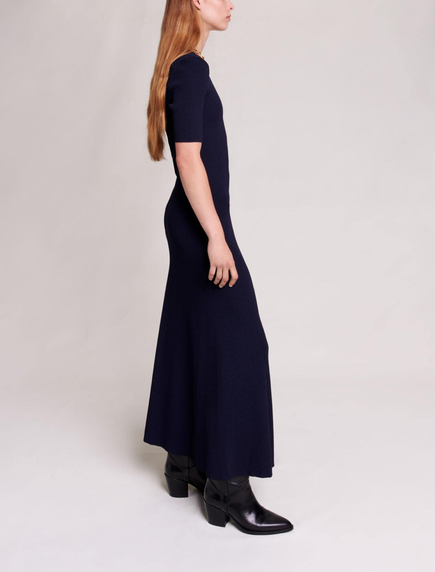 Robe longue en maille ajourée
