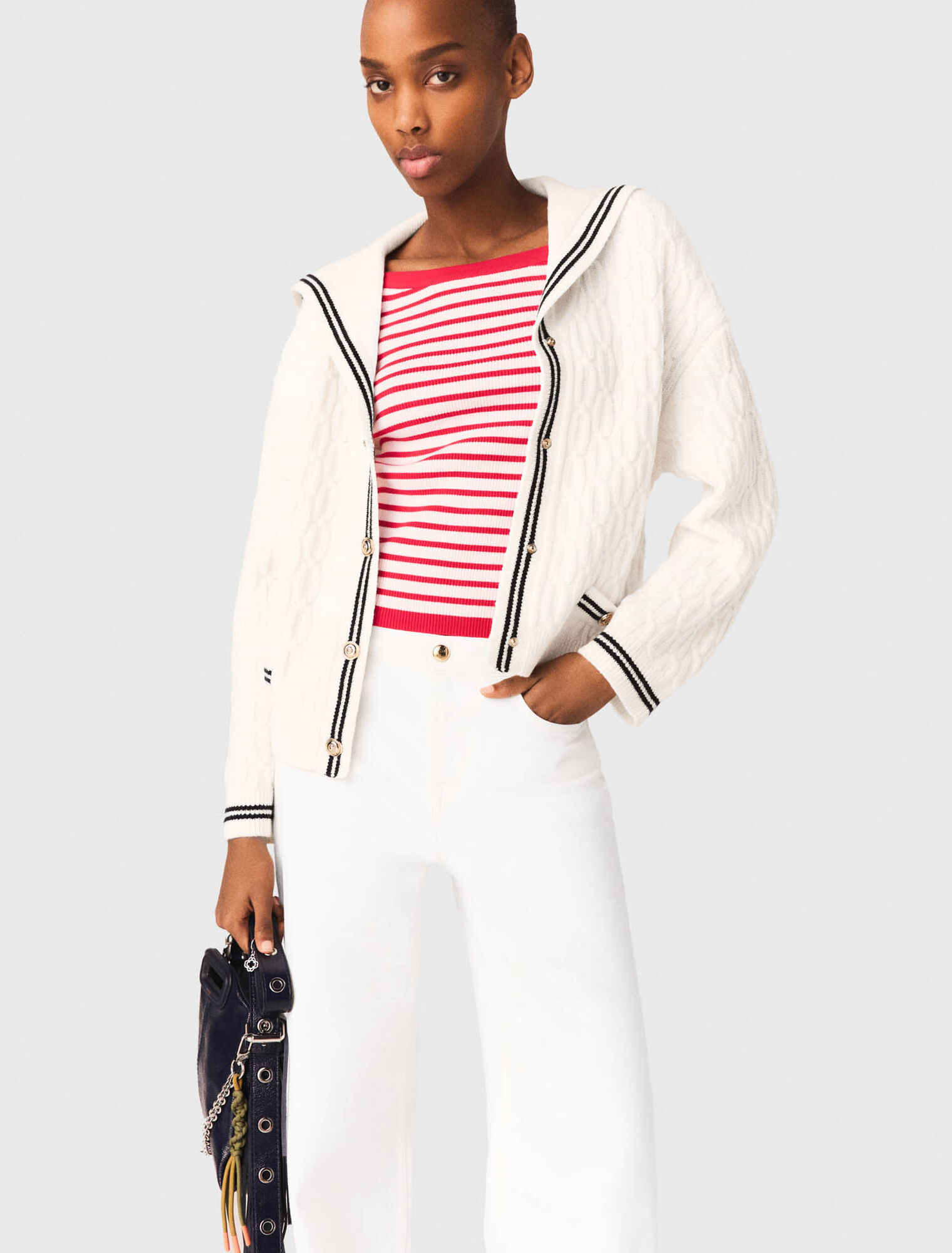 Cardigan torsad&eacute; avec col bateau