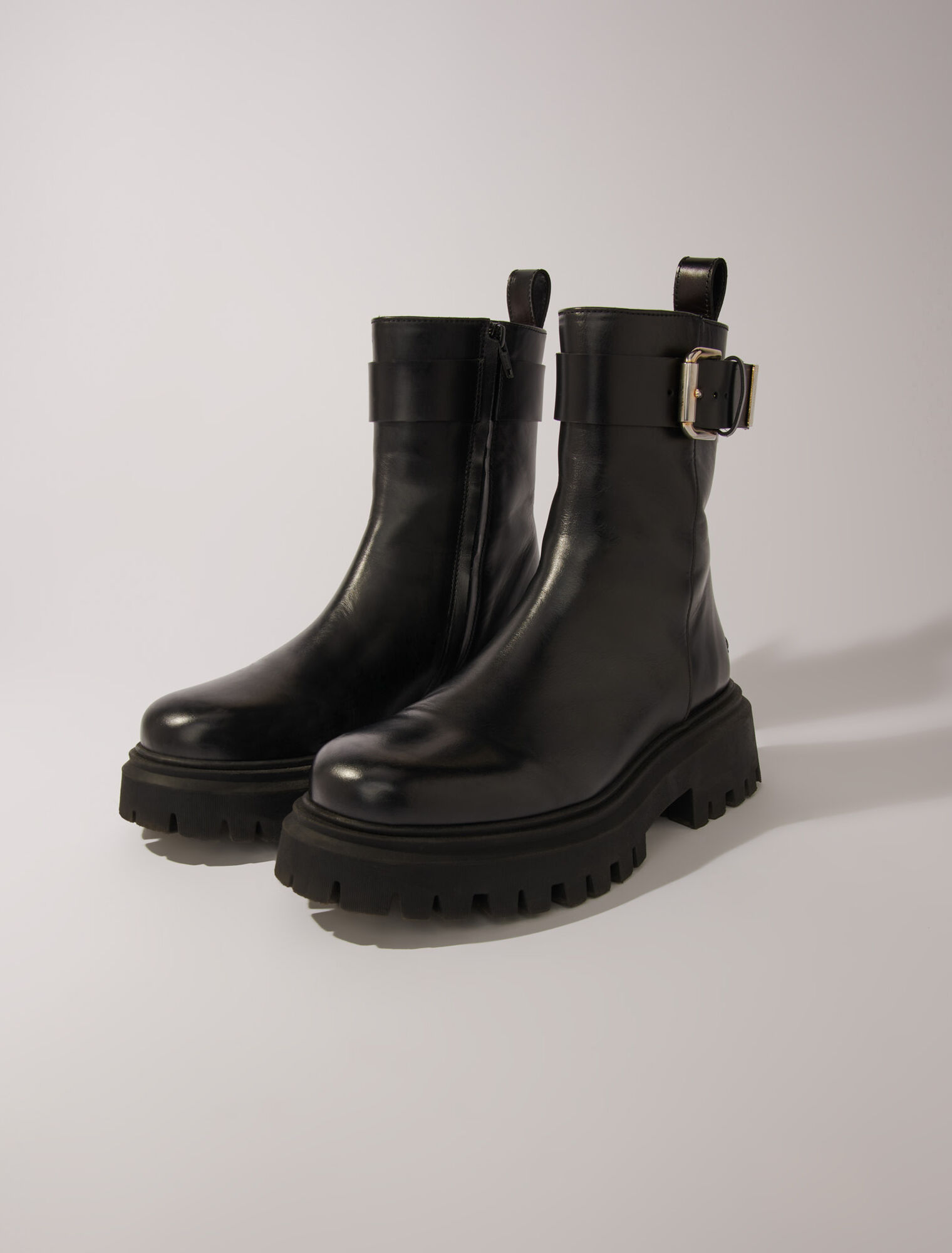 Bottines en cuir à boucle