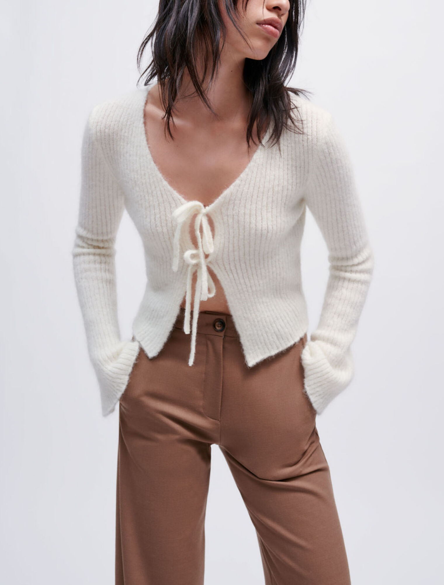 Stretch knit cardigan with ties