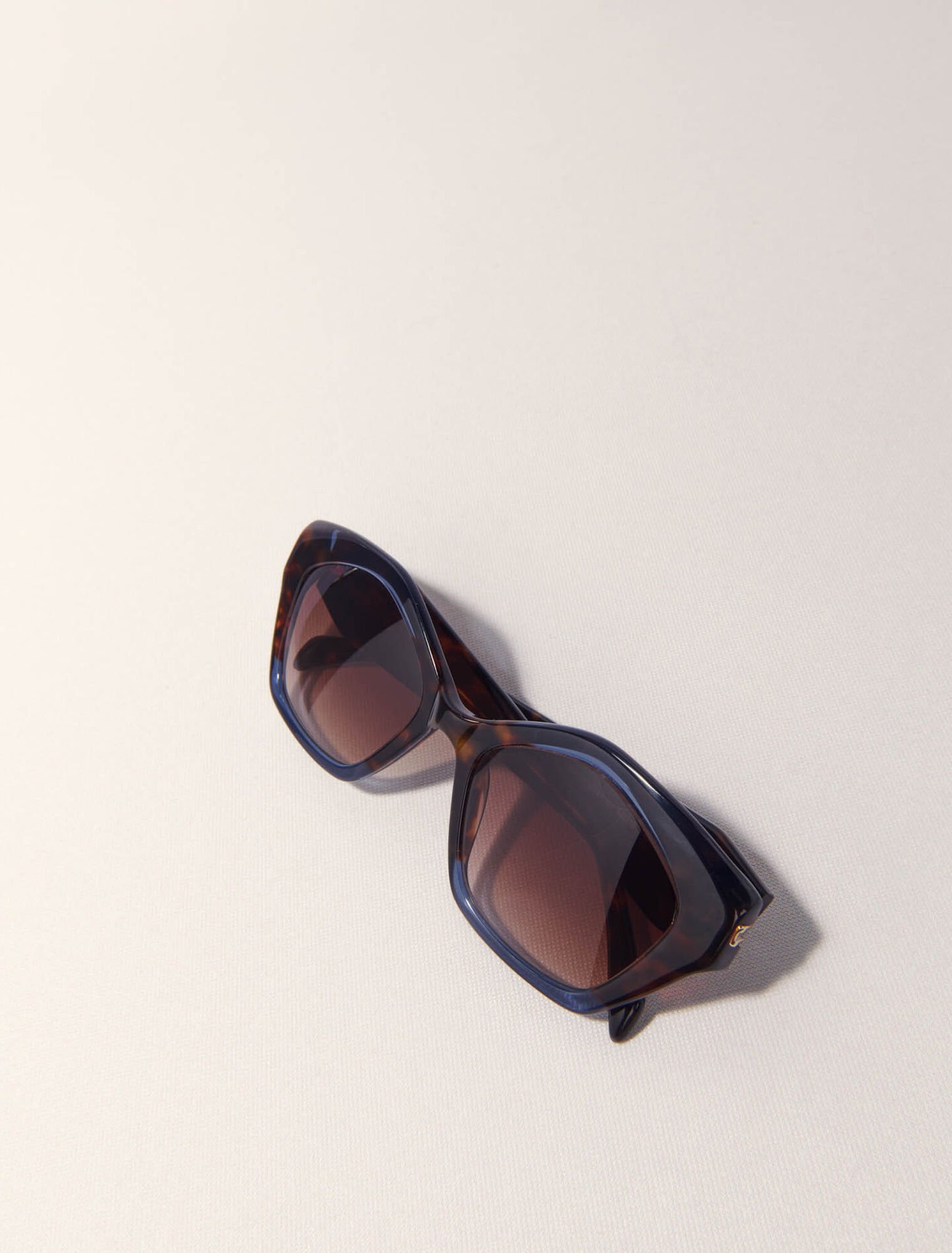 Acetate cat-eye glasses