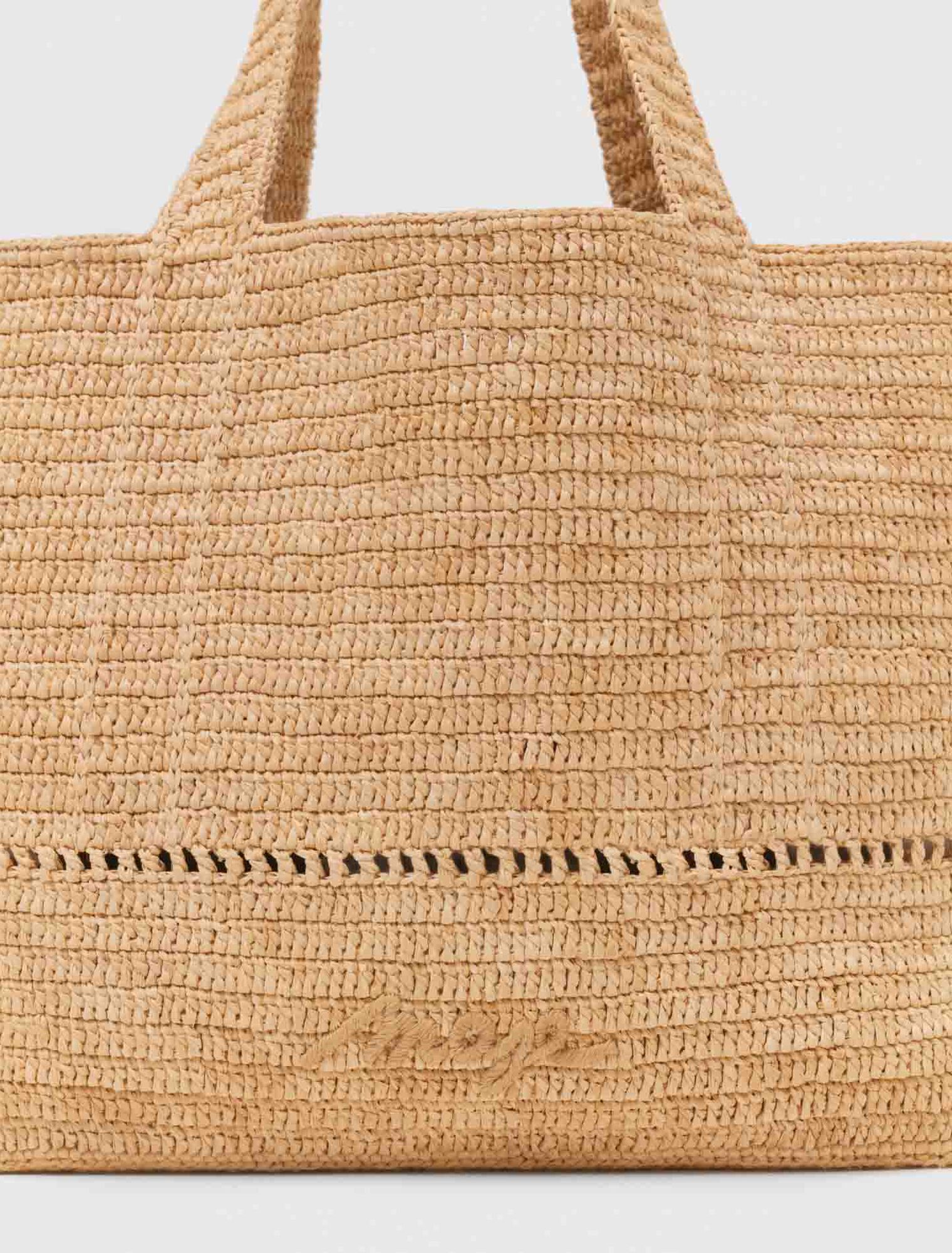 Cabas crocheté en raphia