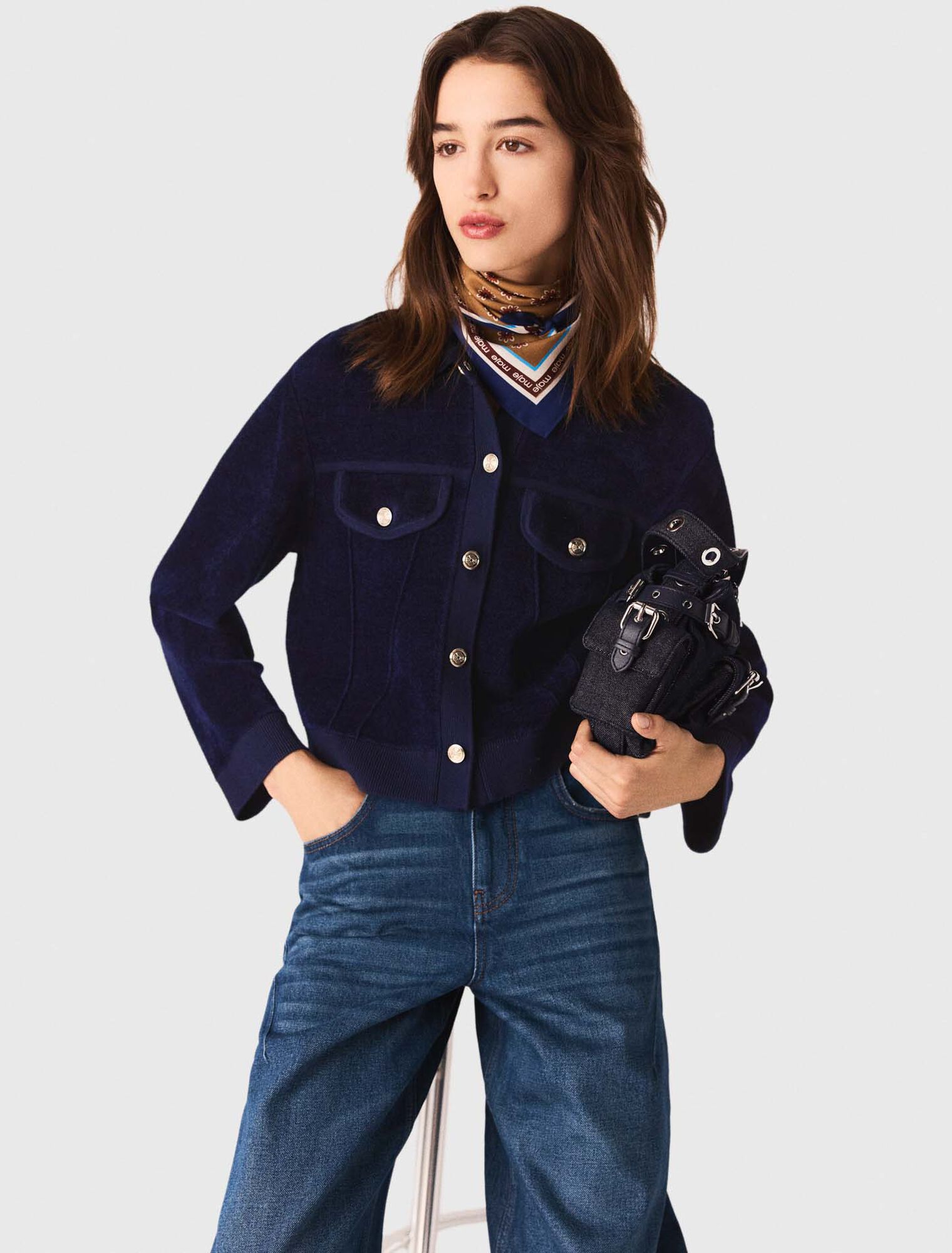 Cropped velvet jacket