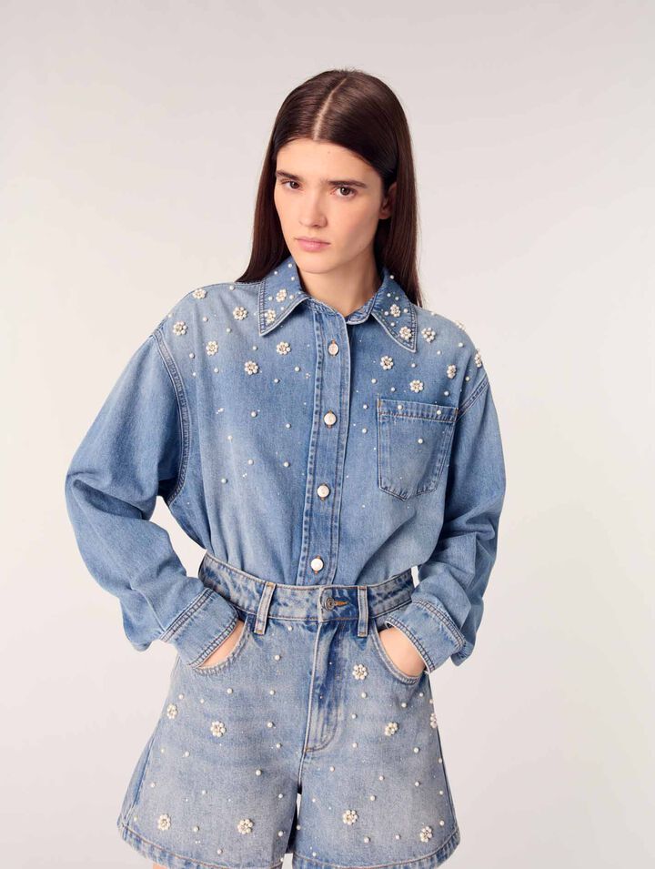 Short en denim à perles brodées