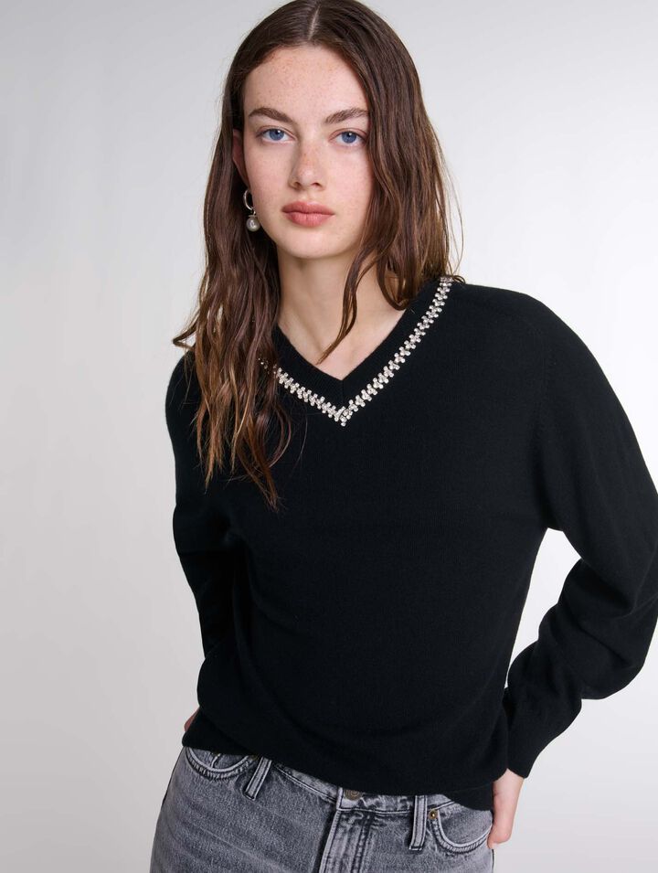 Pull en maille à col strassé