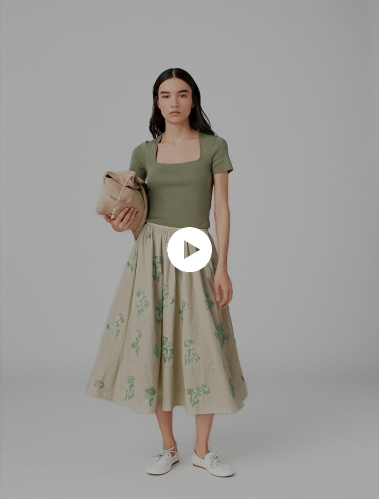 Embroidered technical skirt