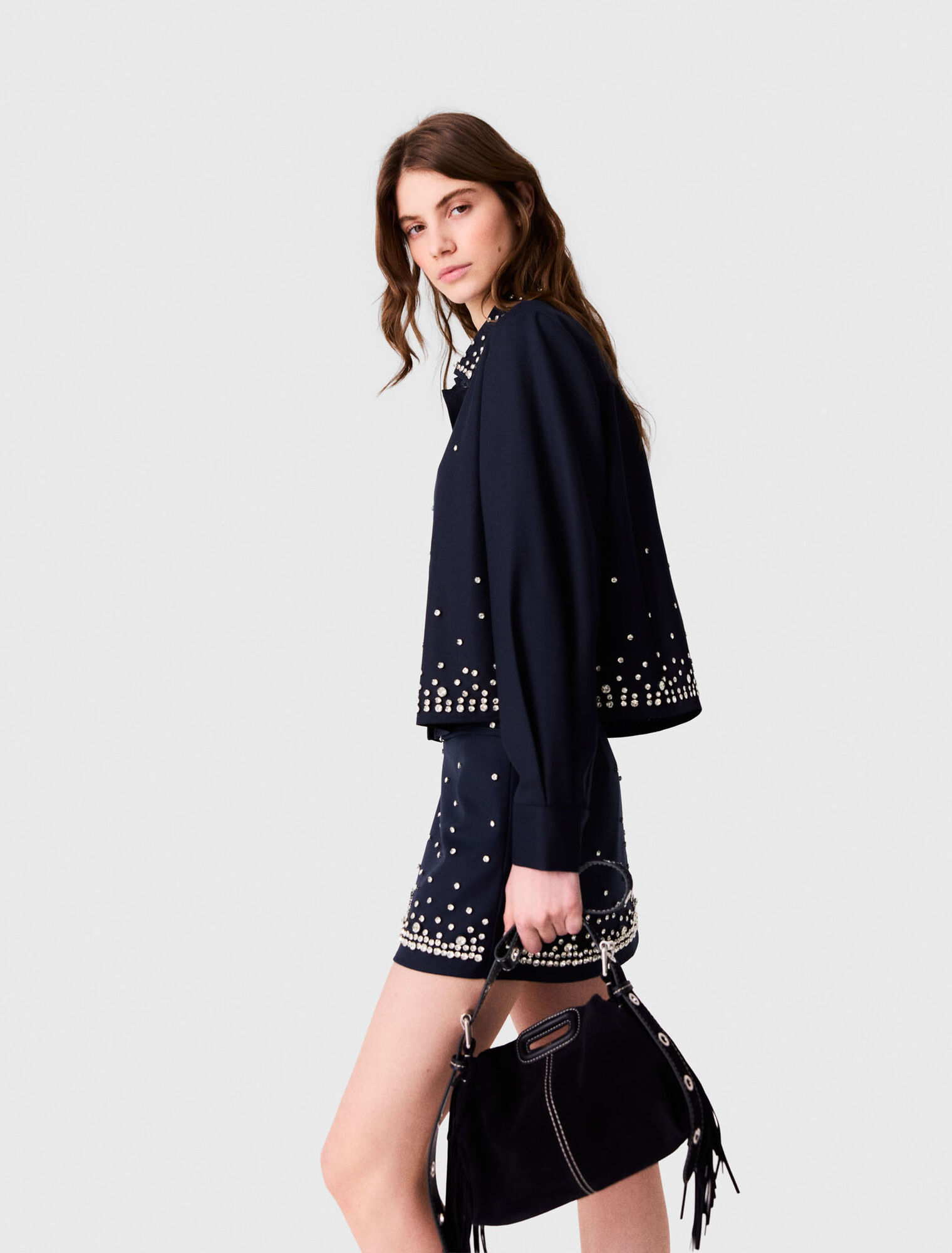 Chemise courte brod&eacute;e de strass