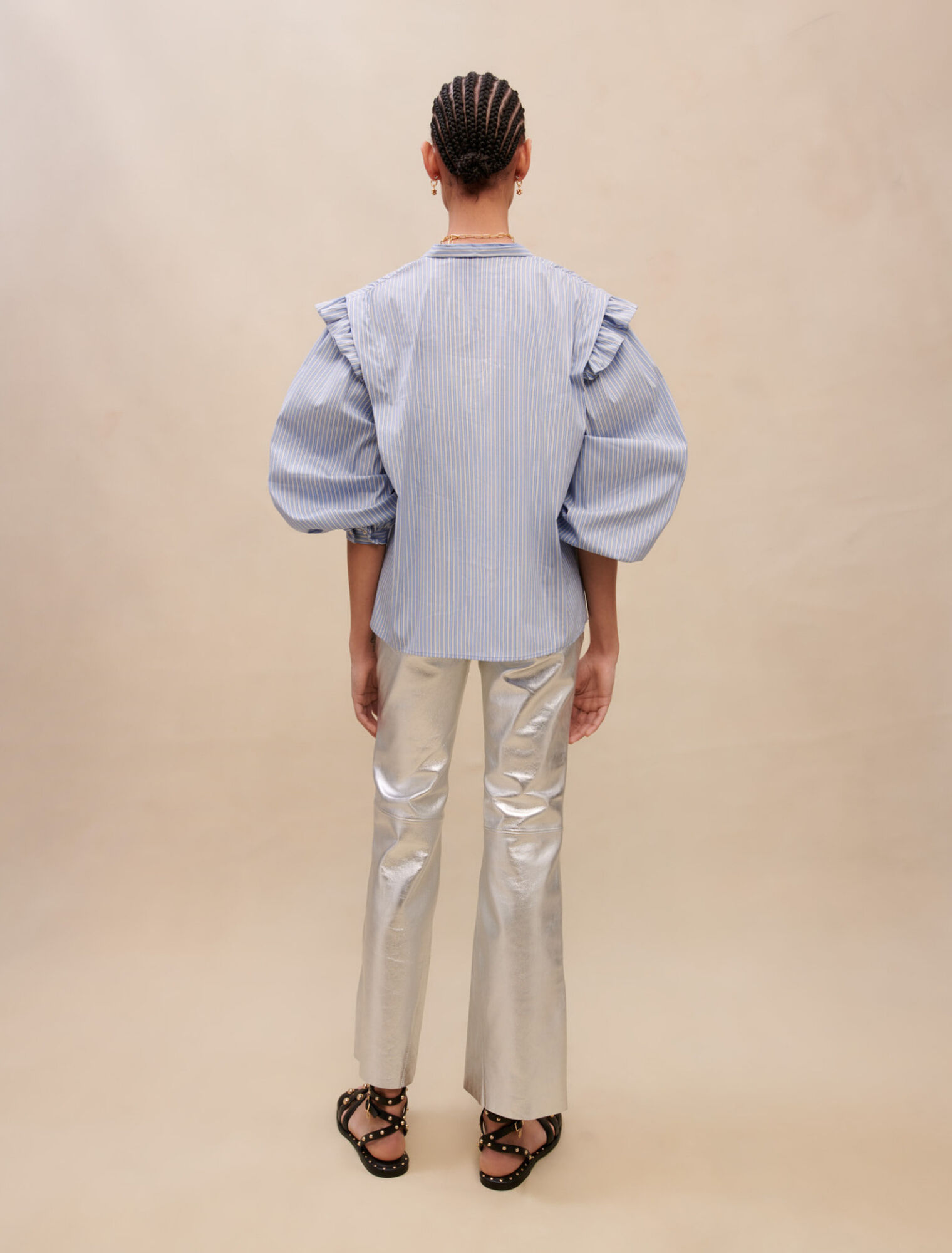 Blouse bleue à rayures