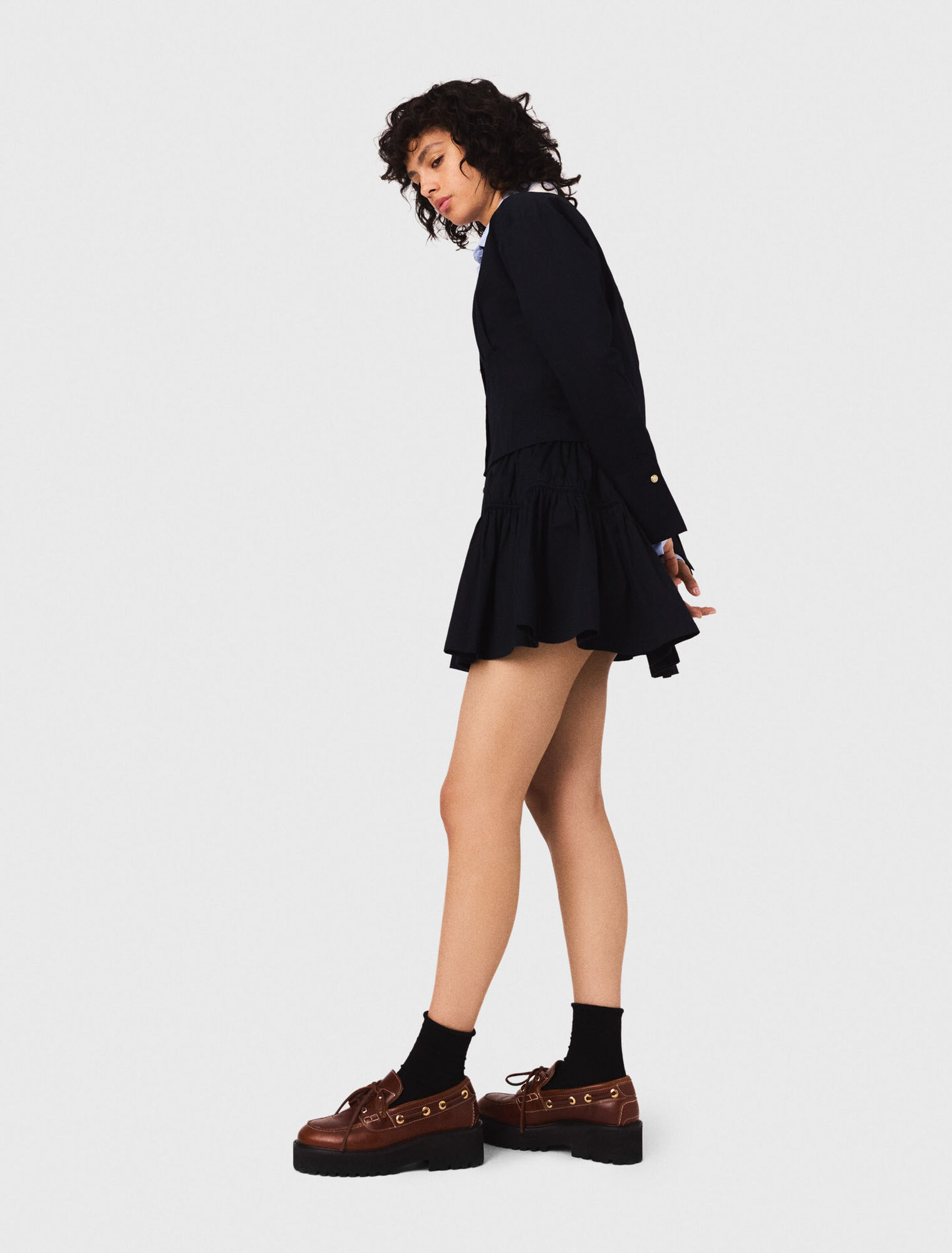Jupe courte à taille élastique