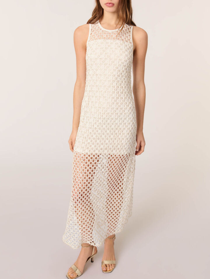 Robe longue en crochet avec perles
