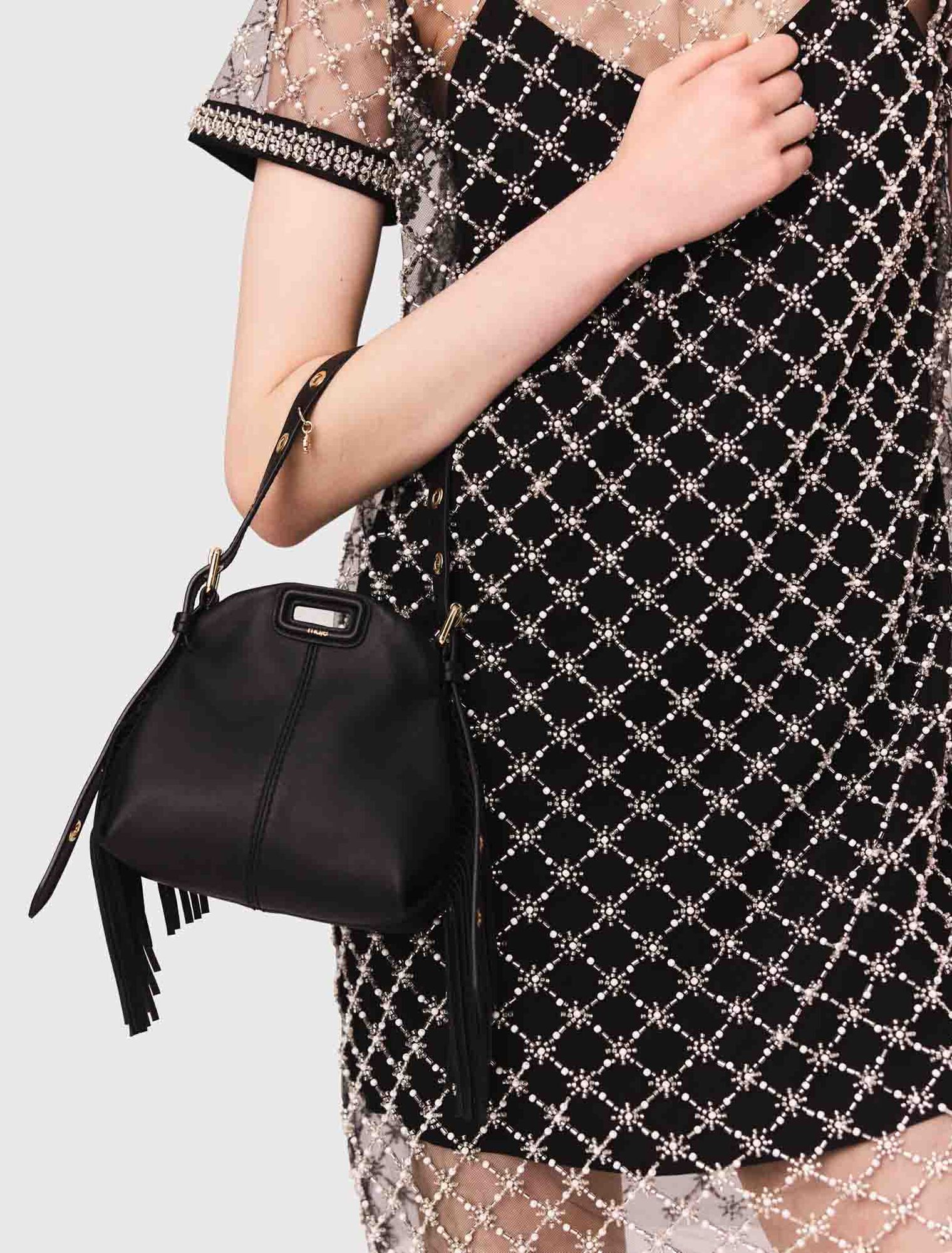 Robe courte en tulle brodé