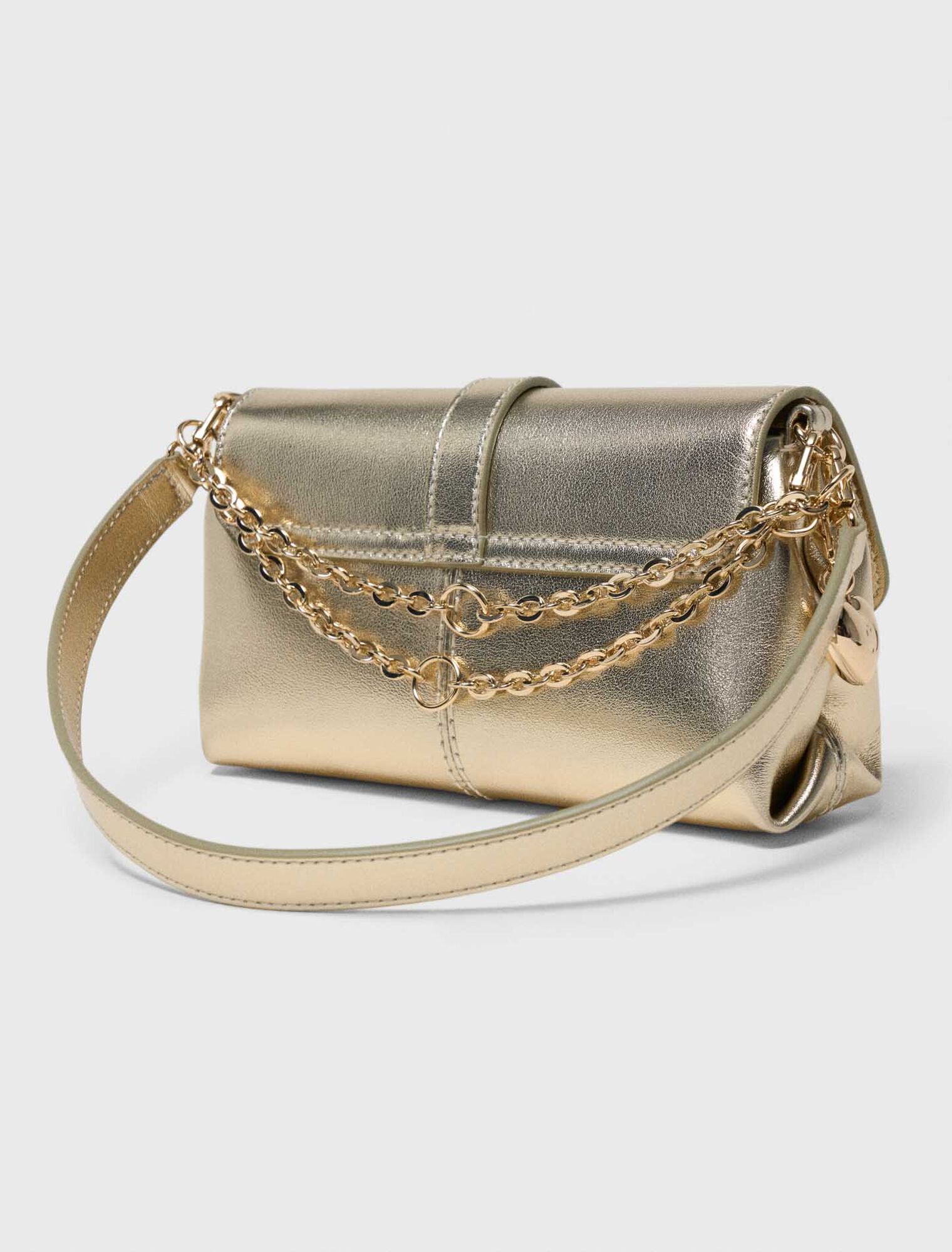 Miss M walk m&eacute;talis&eacute;