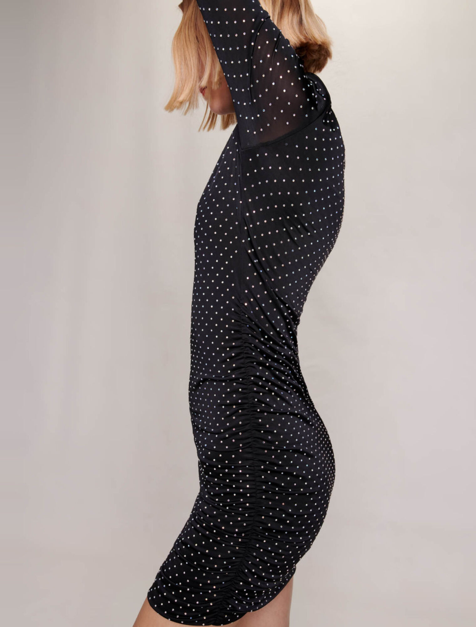 Robe courte strassée