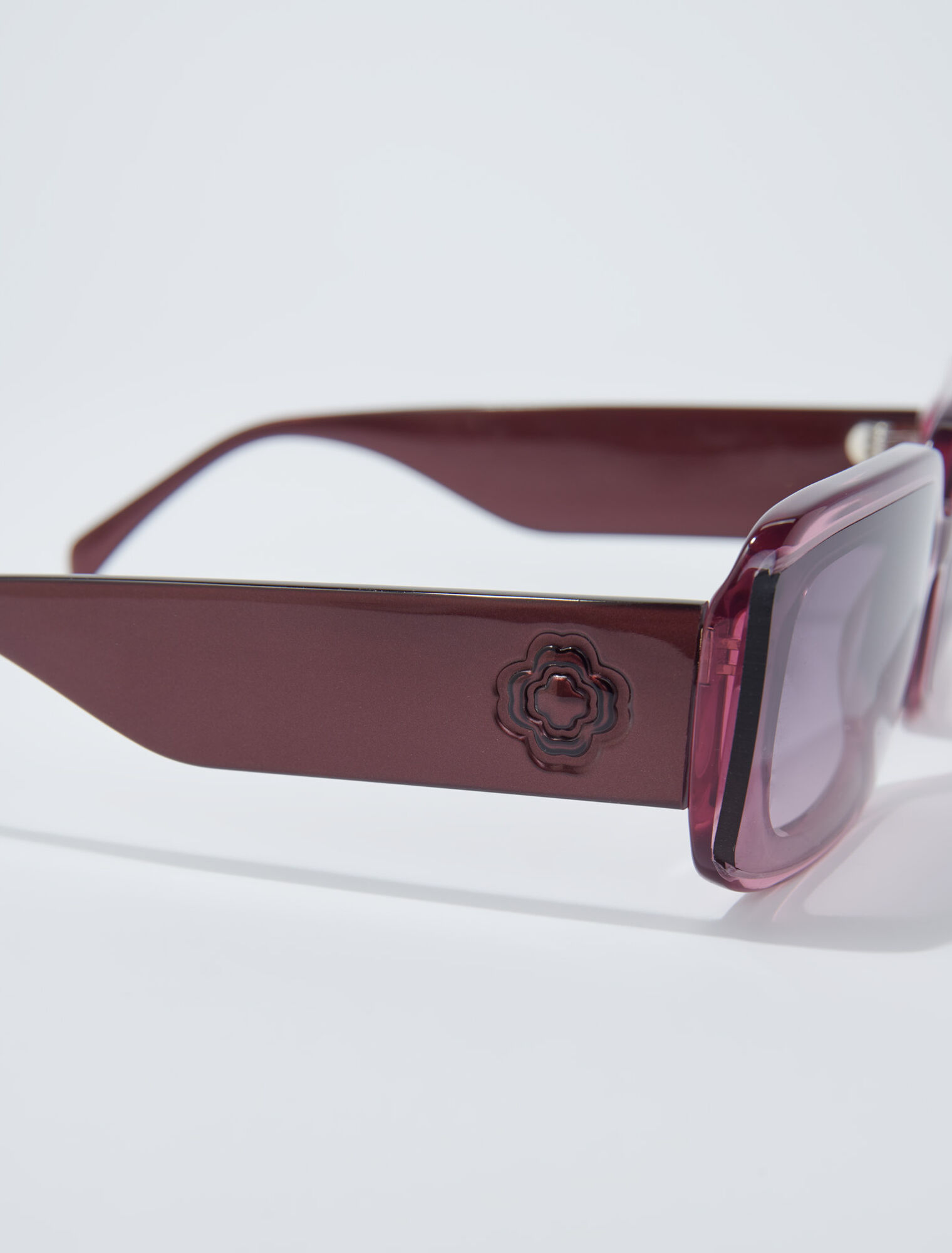 Acetate glasses with smoked lenses