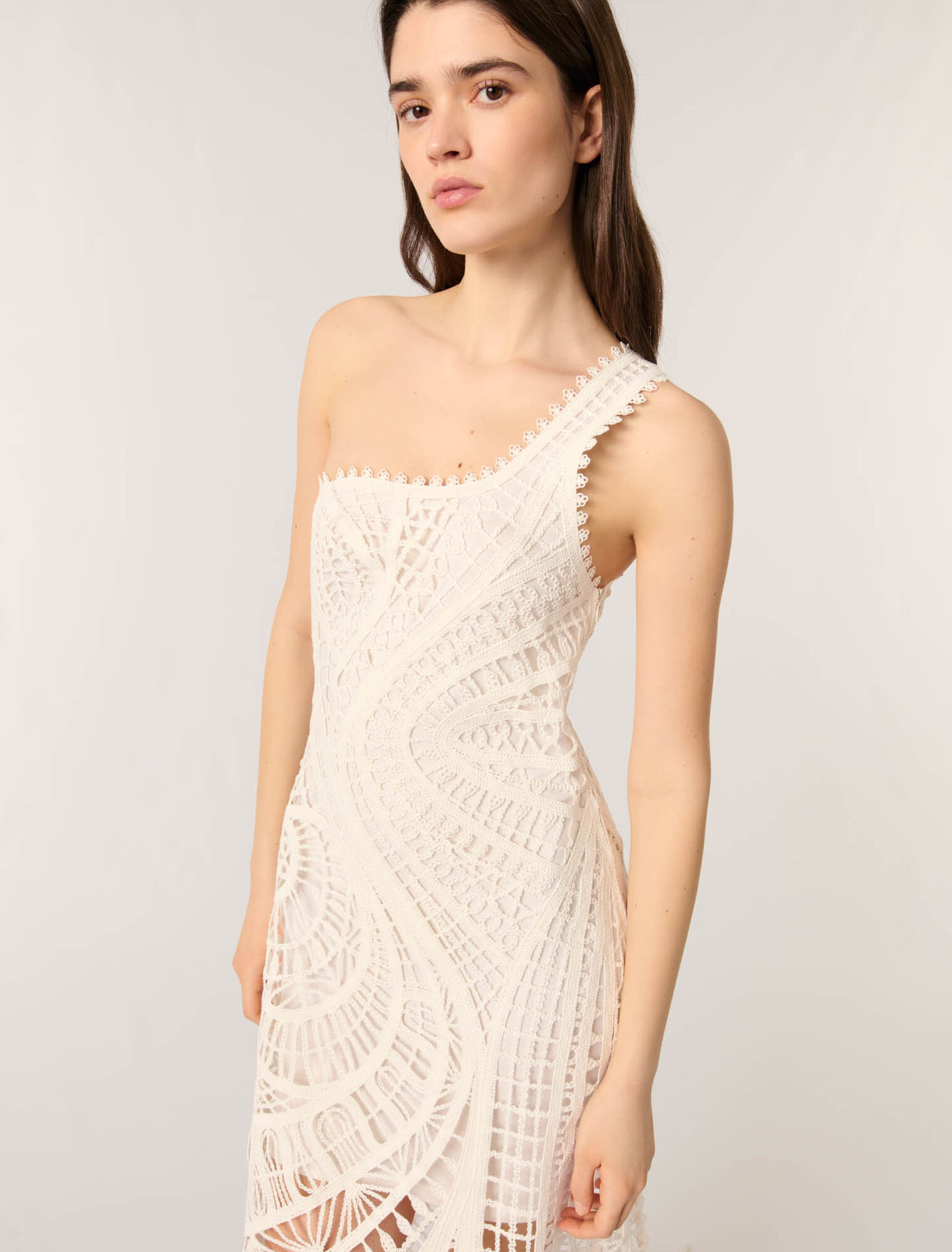 Robe longue asymétrique en crochet
