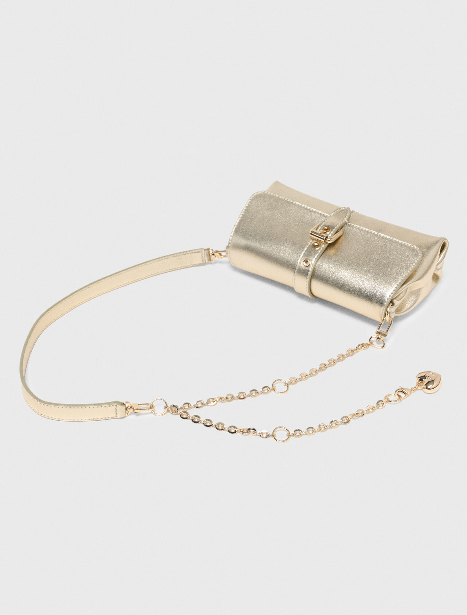 Miss M walk m&eacute;talis&eacute;