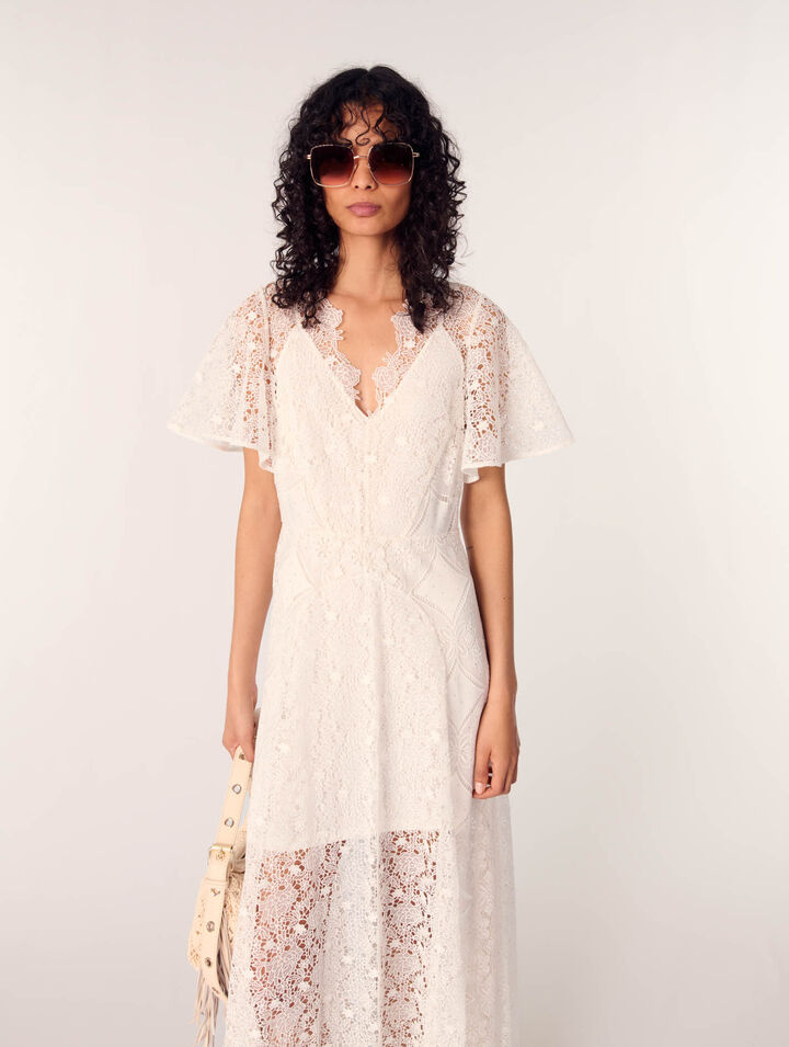 Robe longue en guipure à fleurs