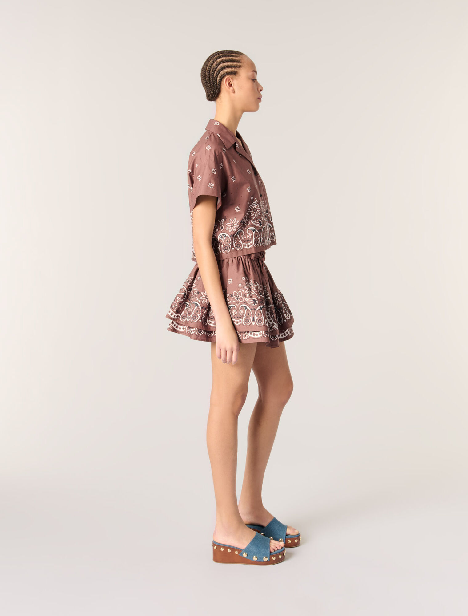 Chemise courte imprimée à strass