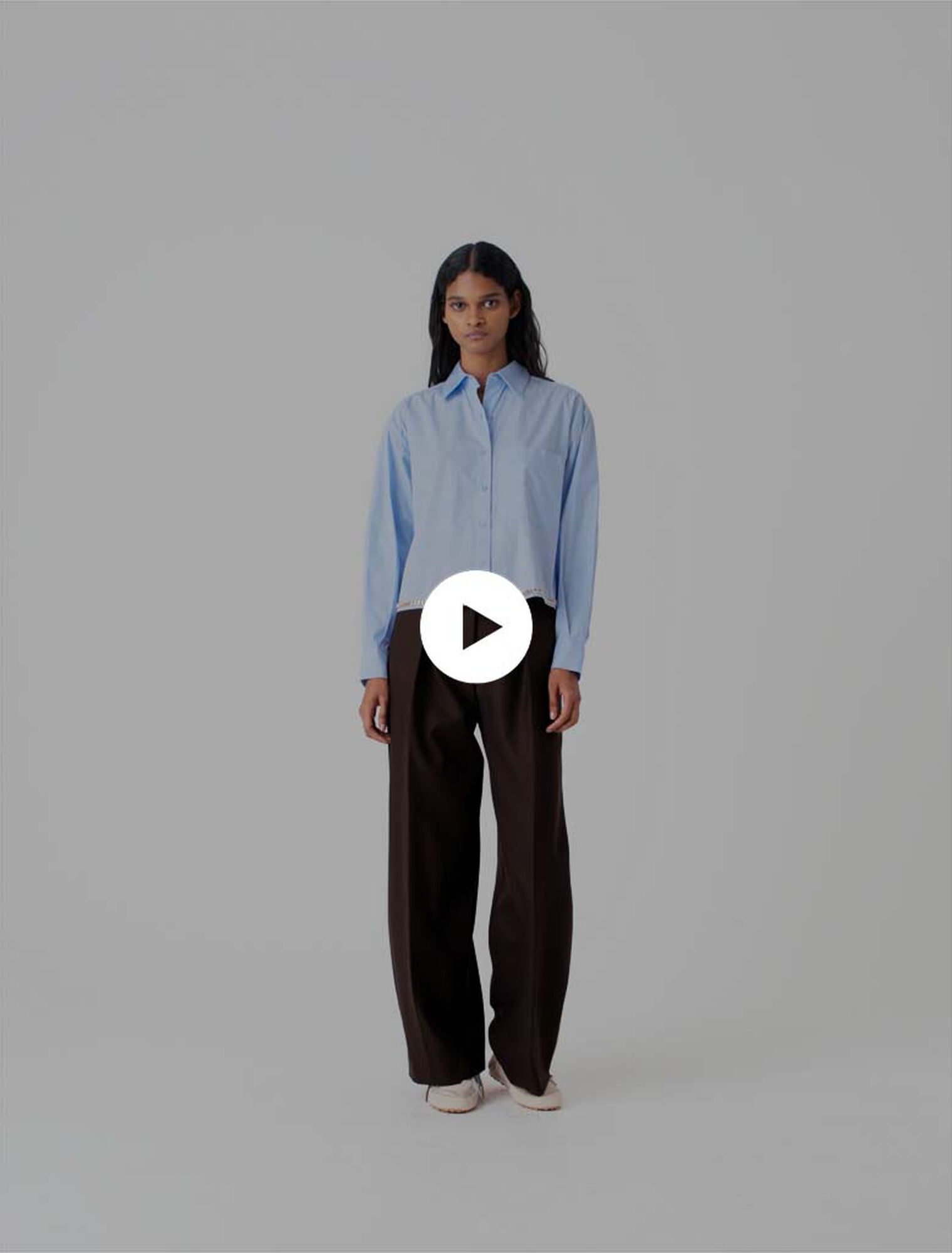 Chemise courte avec galon cha&icirc;ne