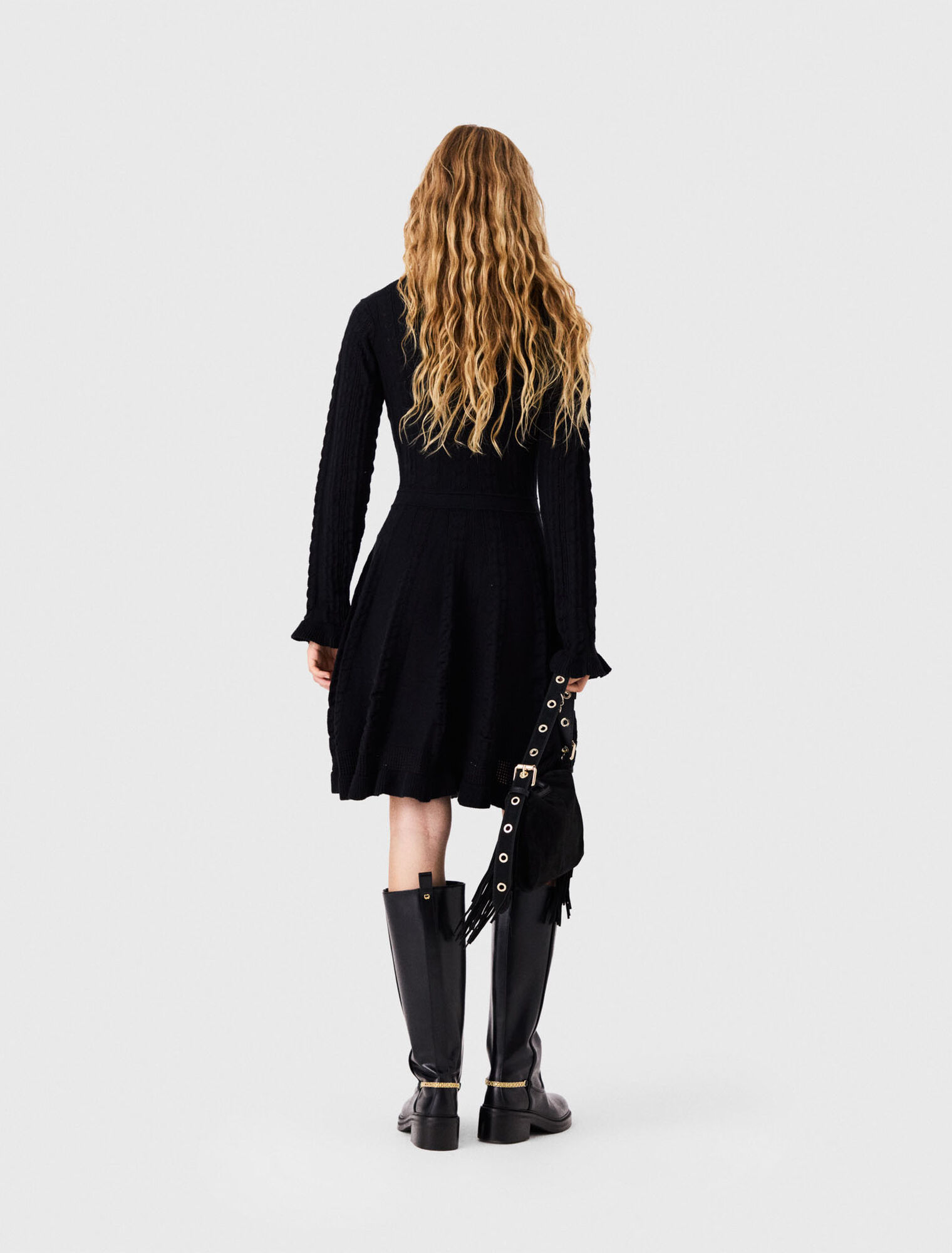 Short knit dress with buttons