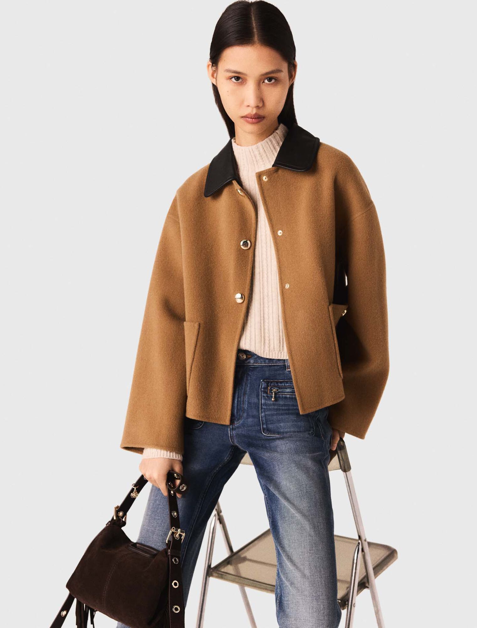 Double-faced coat with leather