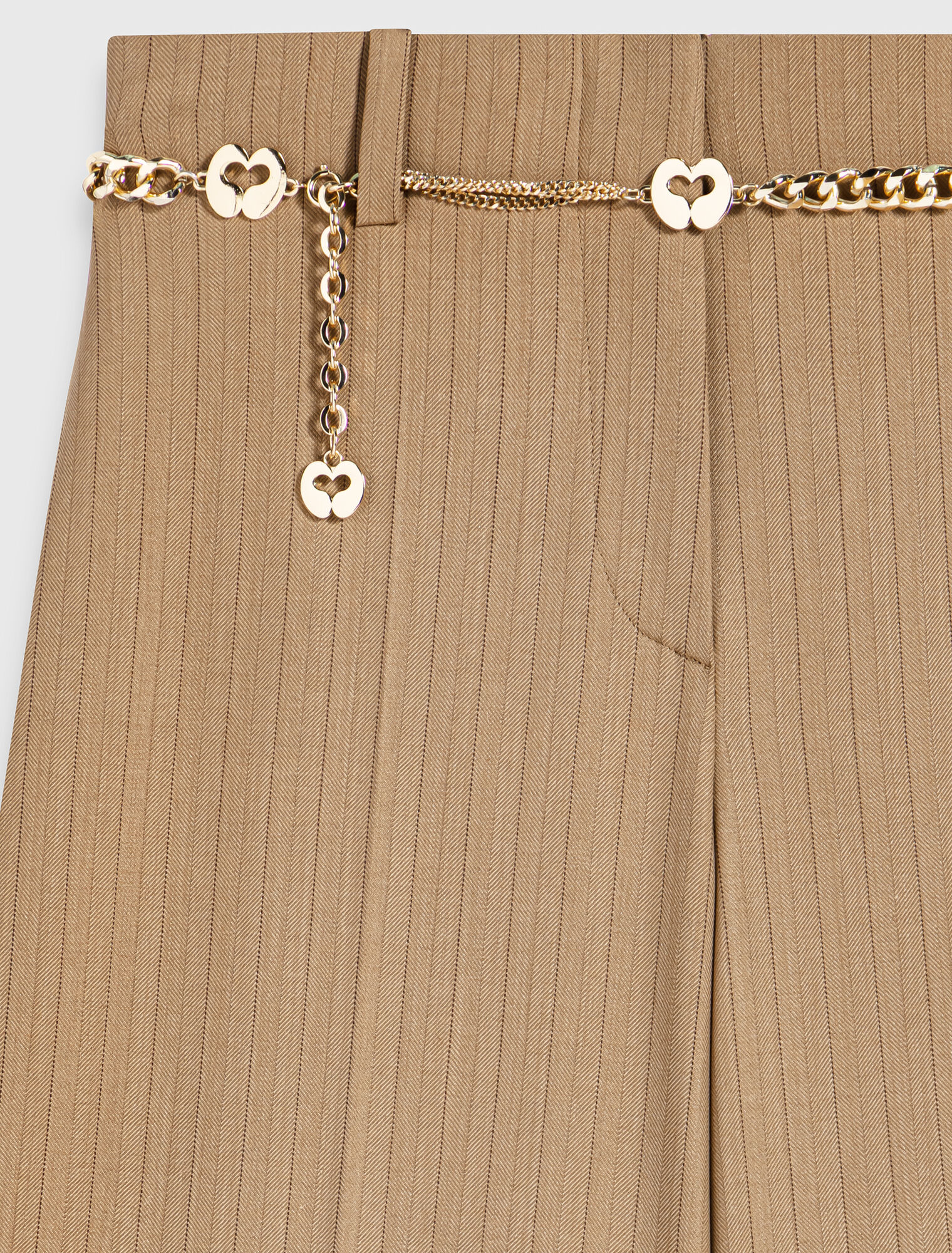 Tailored pleated Bermuda shorts