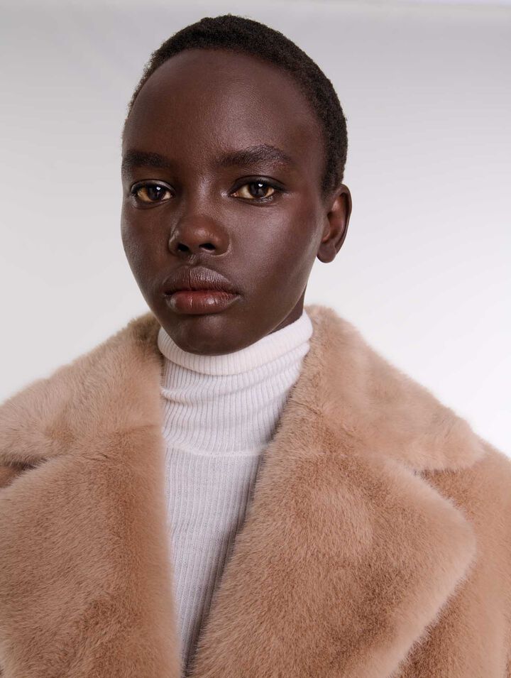 Manteau en fausse fourrure