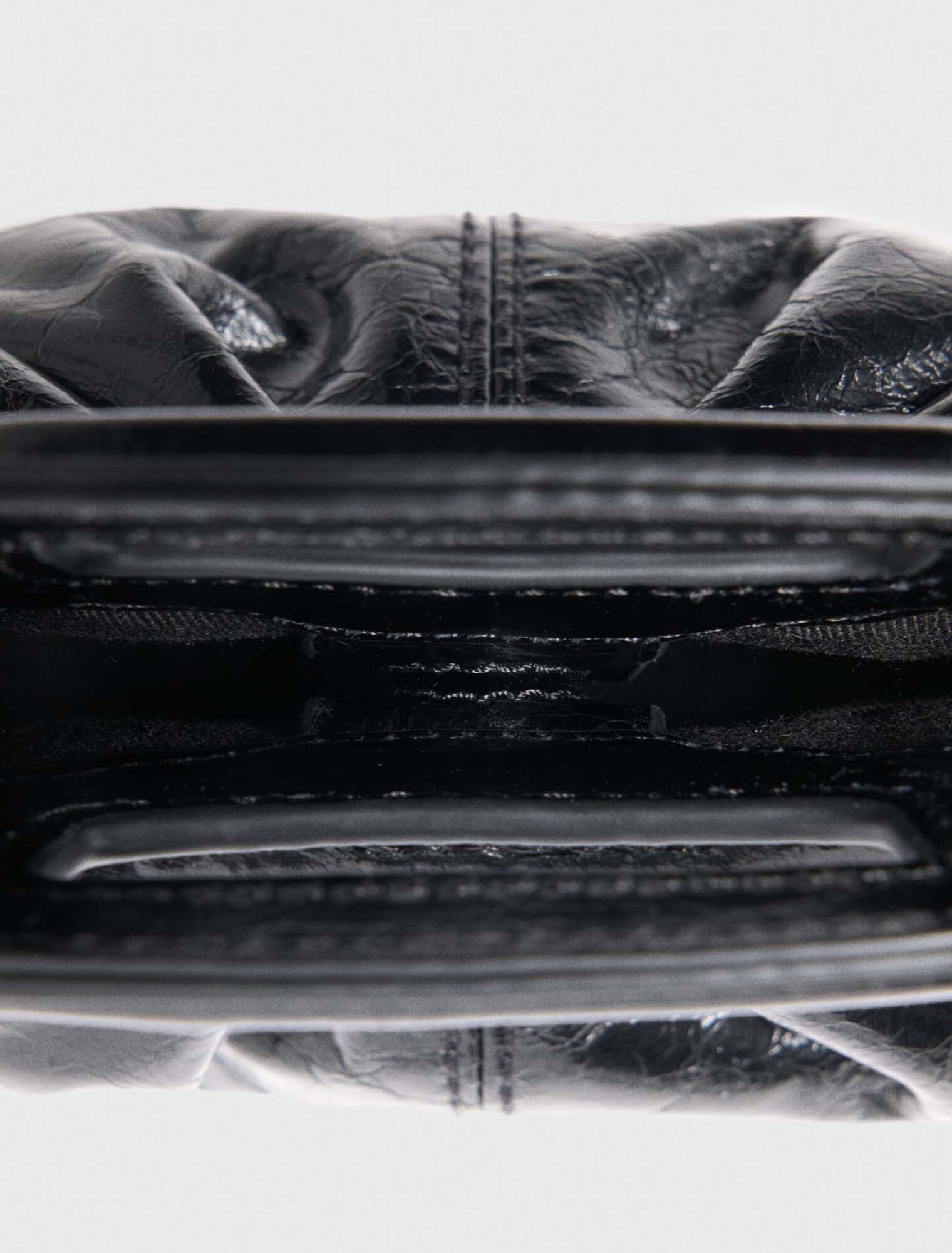 Mini clutch en cuir craquelé
